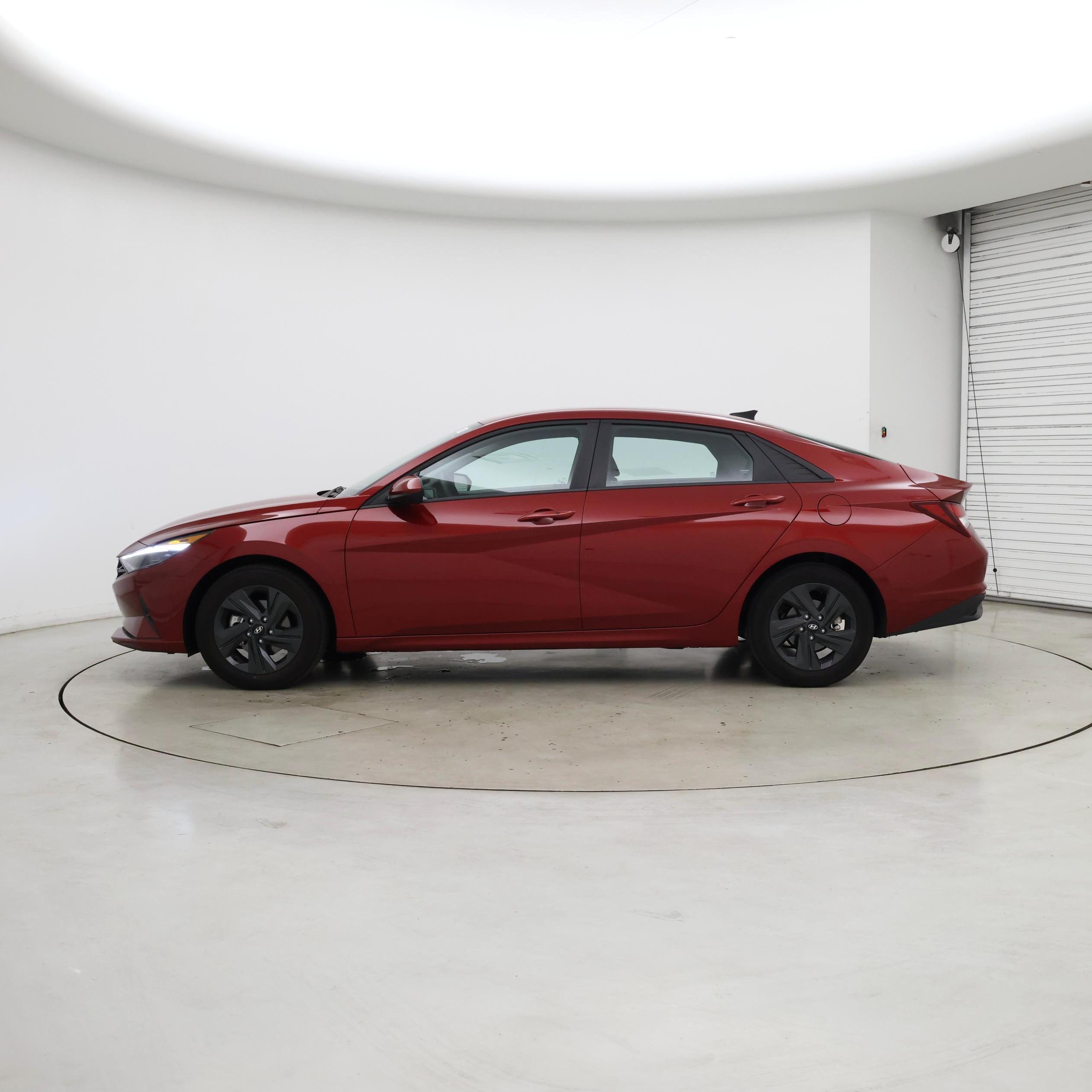 Thumbnail: 2023 Hyundai Elantra - 3