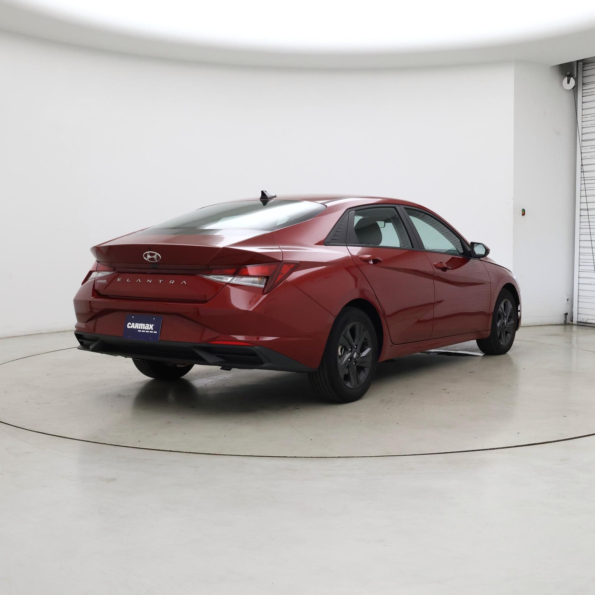 Thumbnail: 2023 Hyundai Elantra - 8