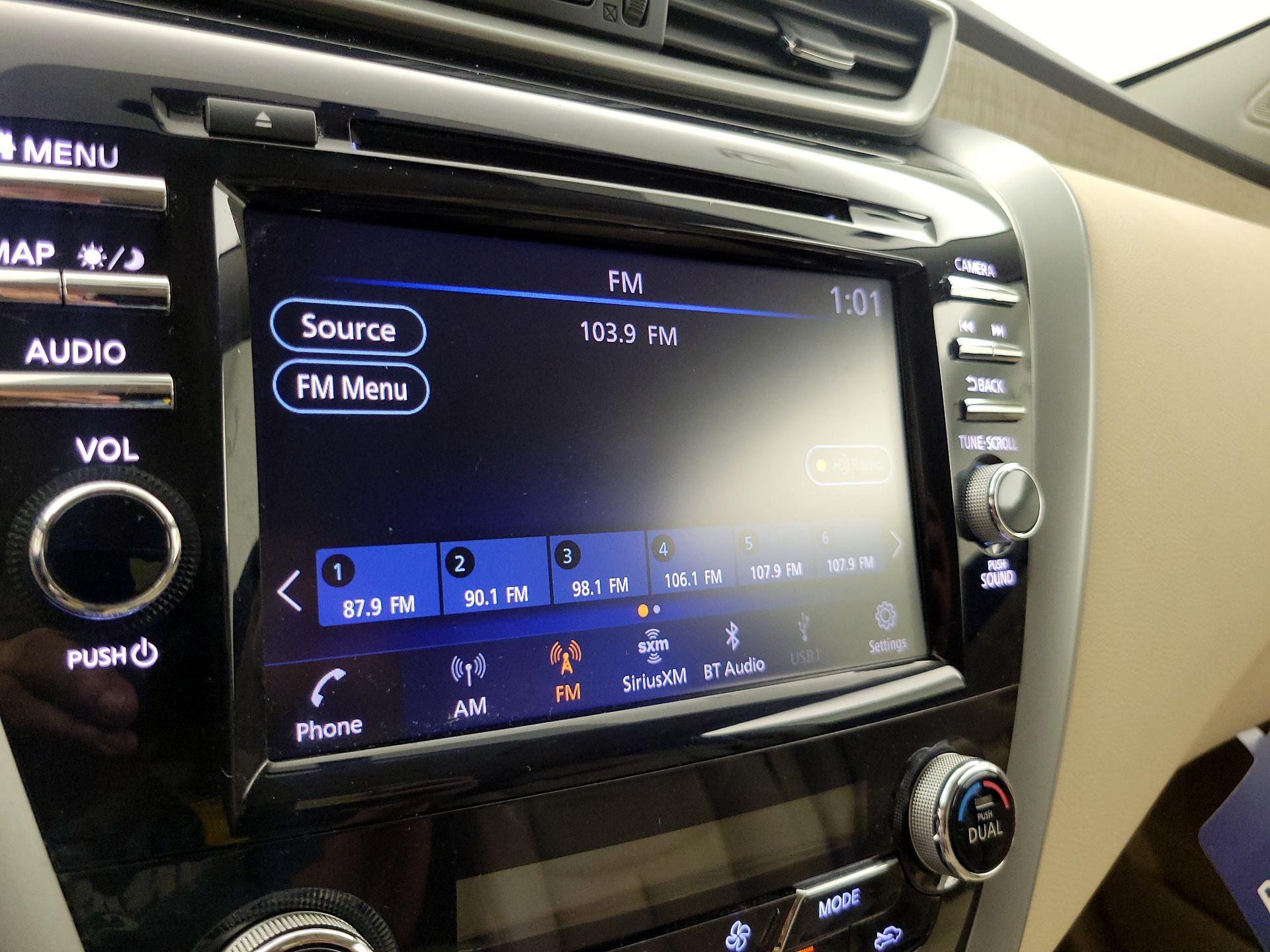 Thumbnail: 2019 Nissan Murano - 16