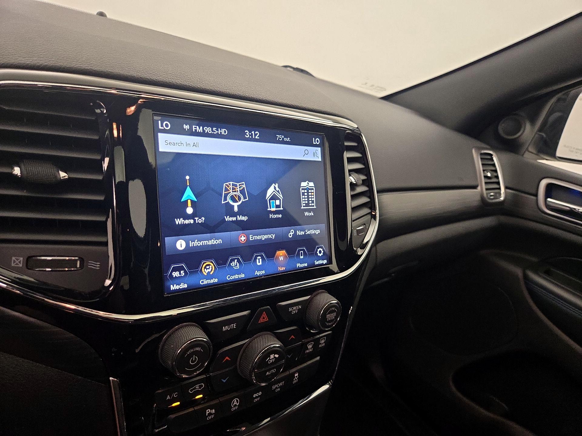 Thumbnail: 2020 Jeep Grand Cherokee - 14
