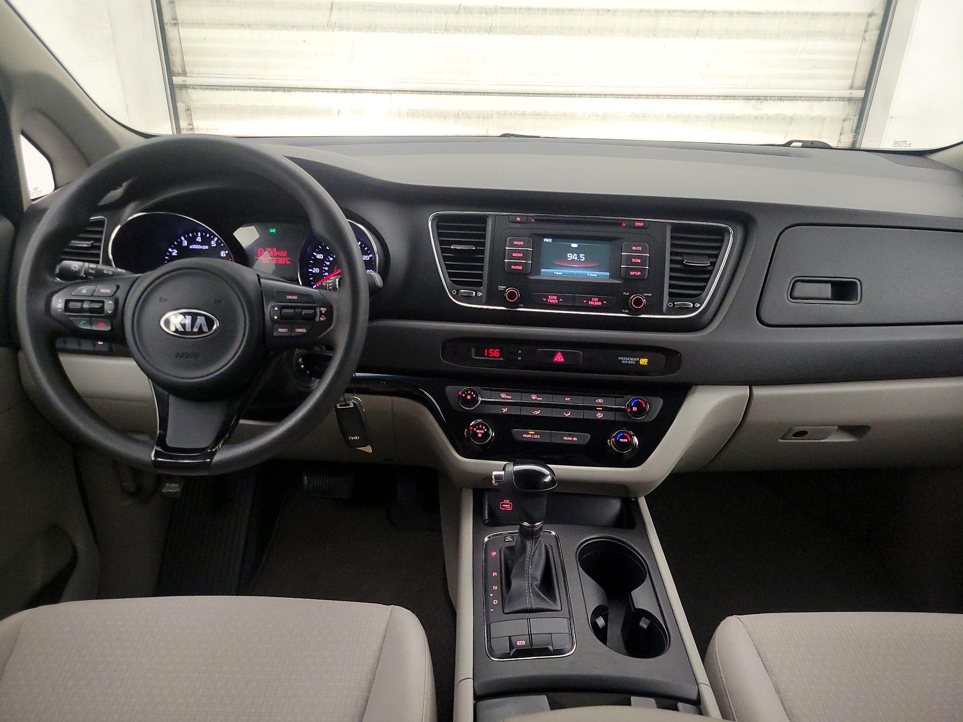 Thumbnail: 2017 Kia Sedona - 9