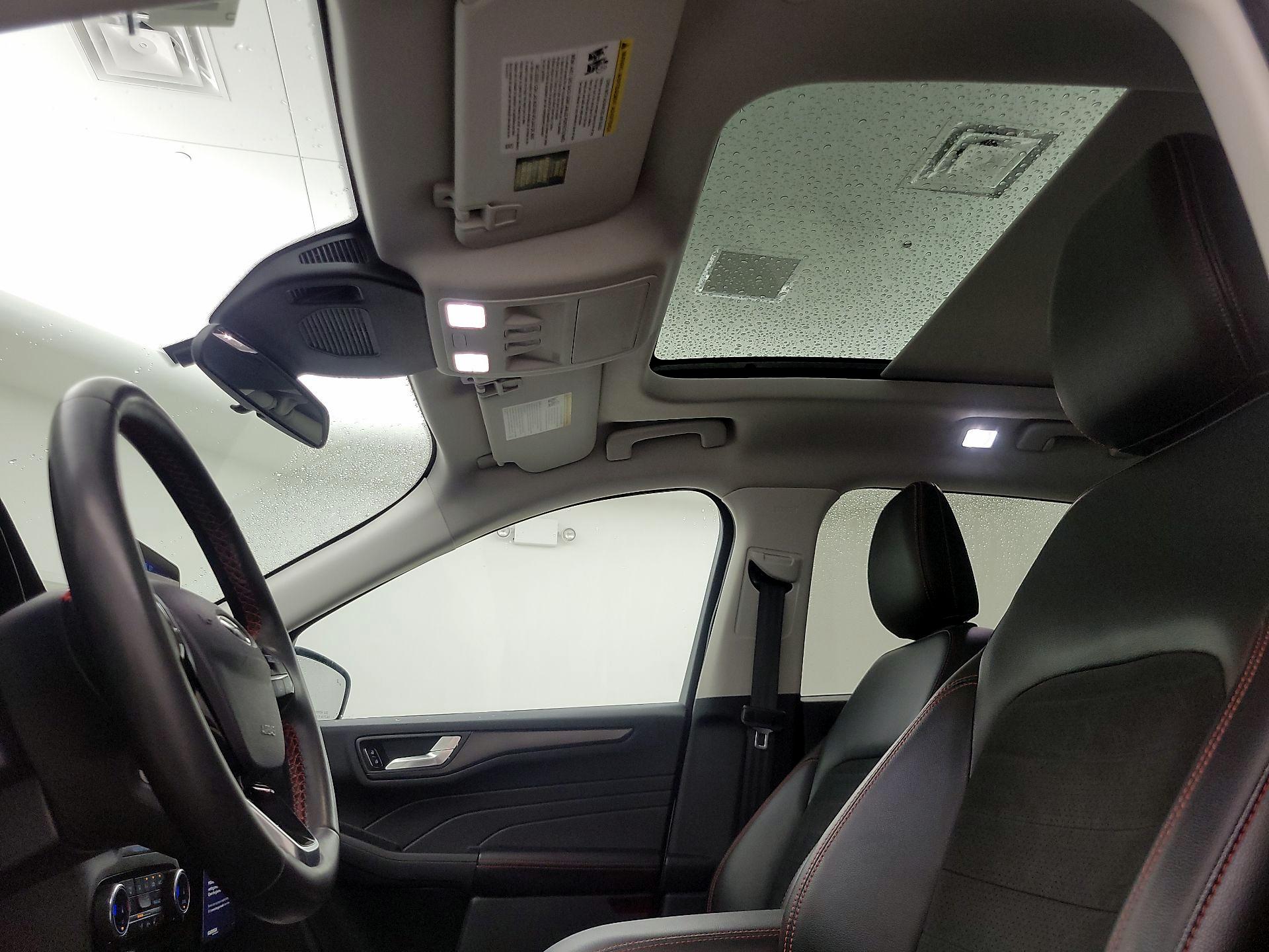 Thumbnail: 2022 Ford Escape - 20