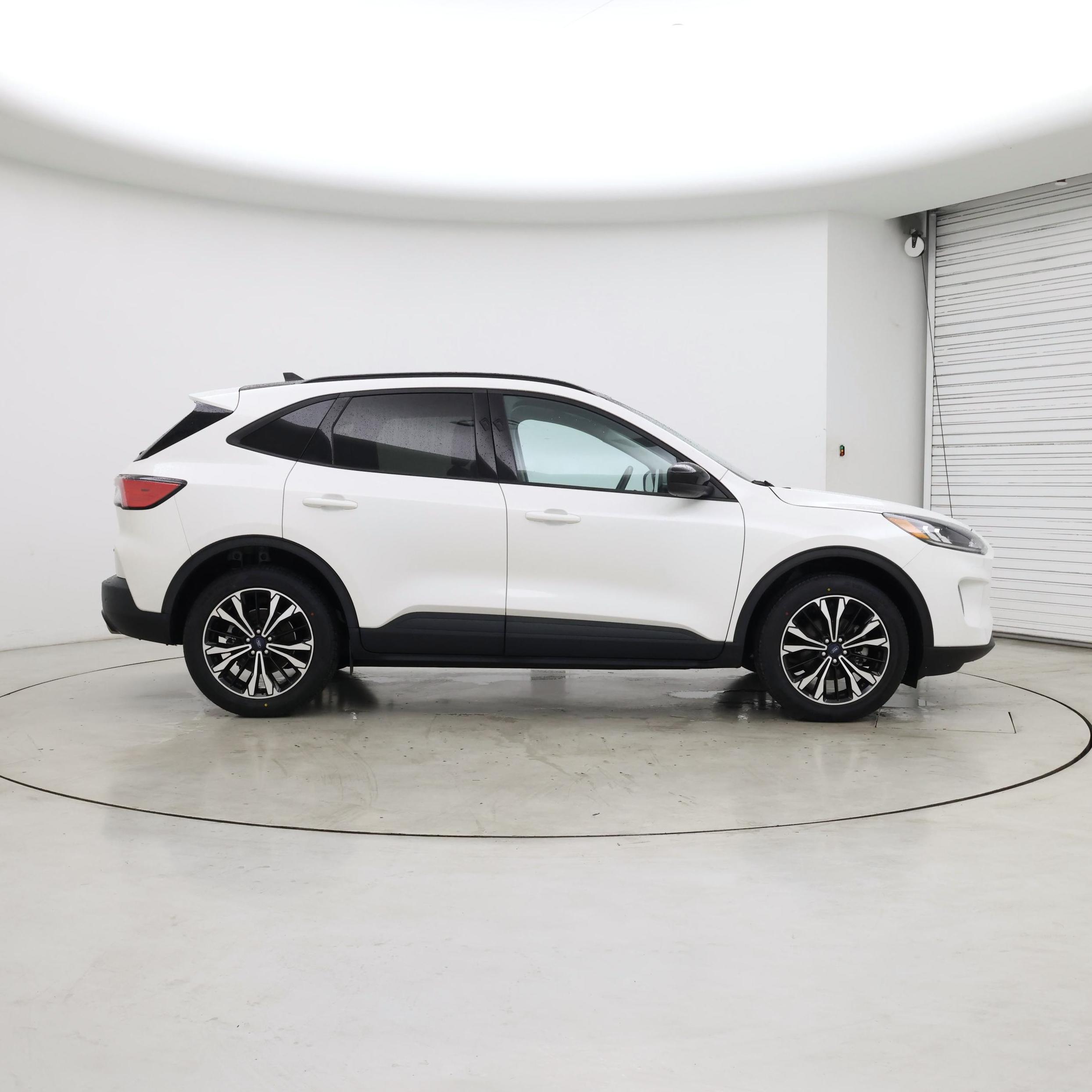 Thumbnail: 2022 Ford Escape - 7
