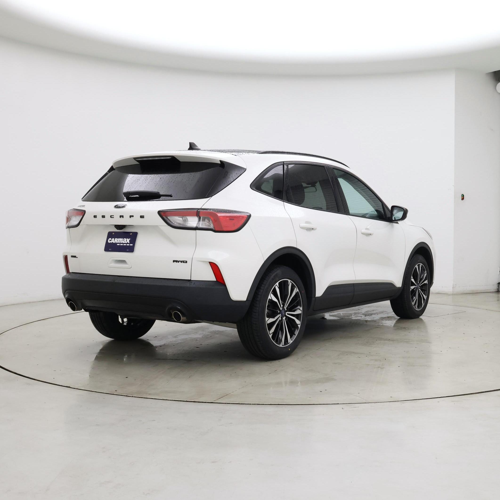 Thumbnail: 2022 Ford Escape - 8