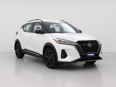 White 2024 Nissan Kicks SR