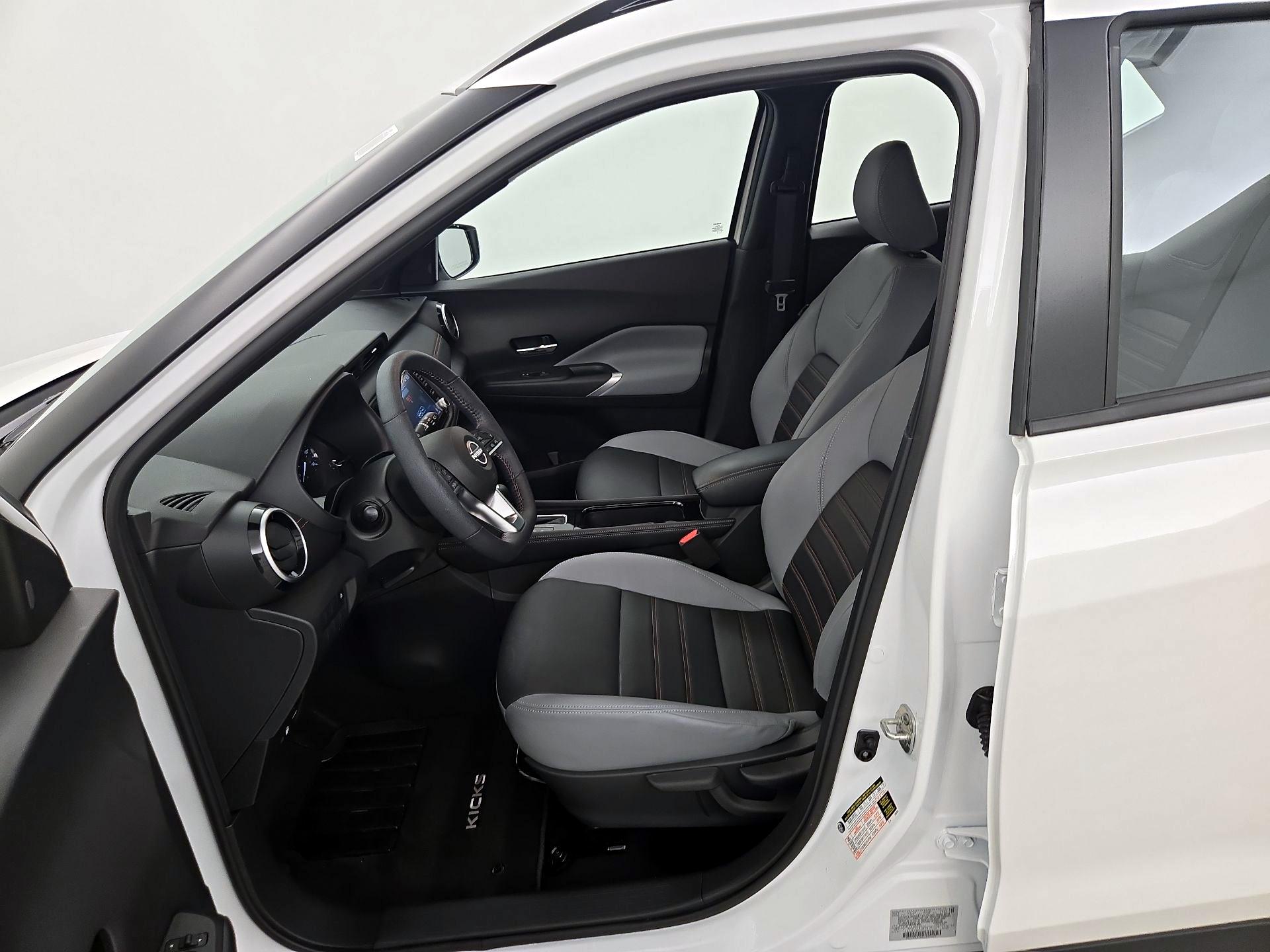 Thumbnail: 2024 Nissan Kicks - 11
