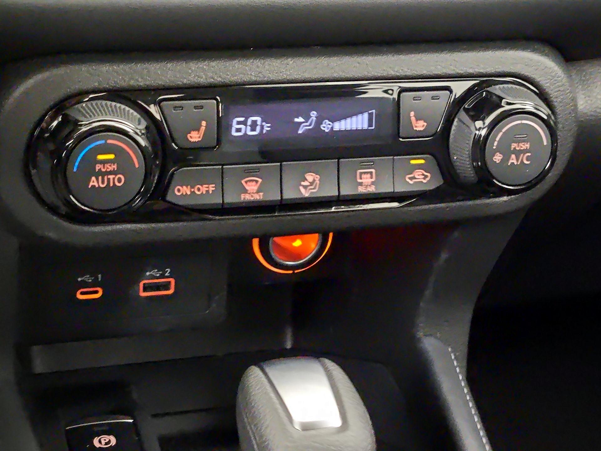 Thumbnail: 2024 Nissan Kicks - 16