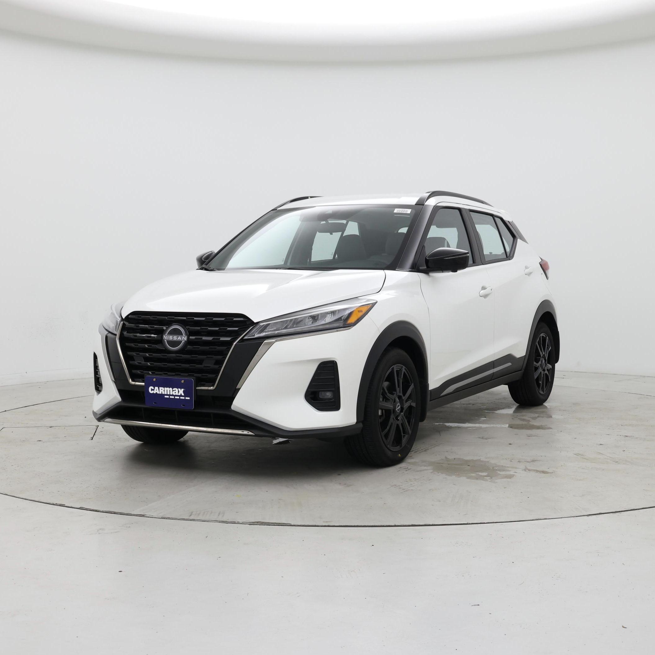 Thumbnail: 2024 Nissan Kicks - 4