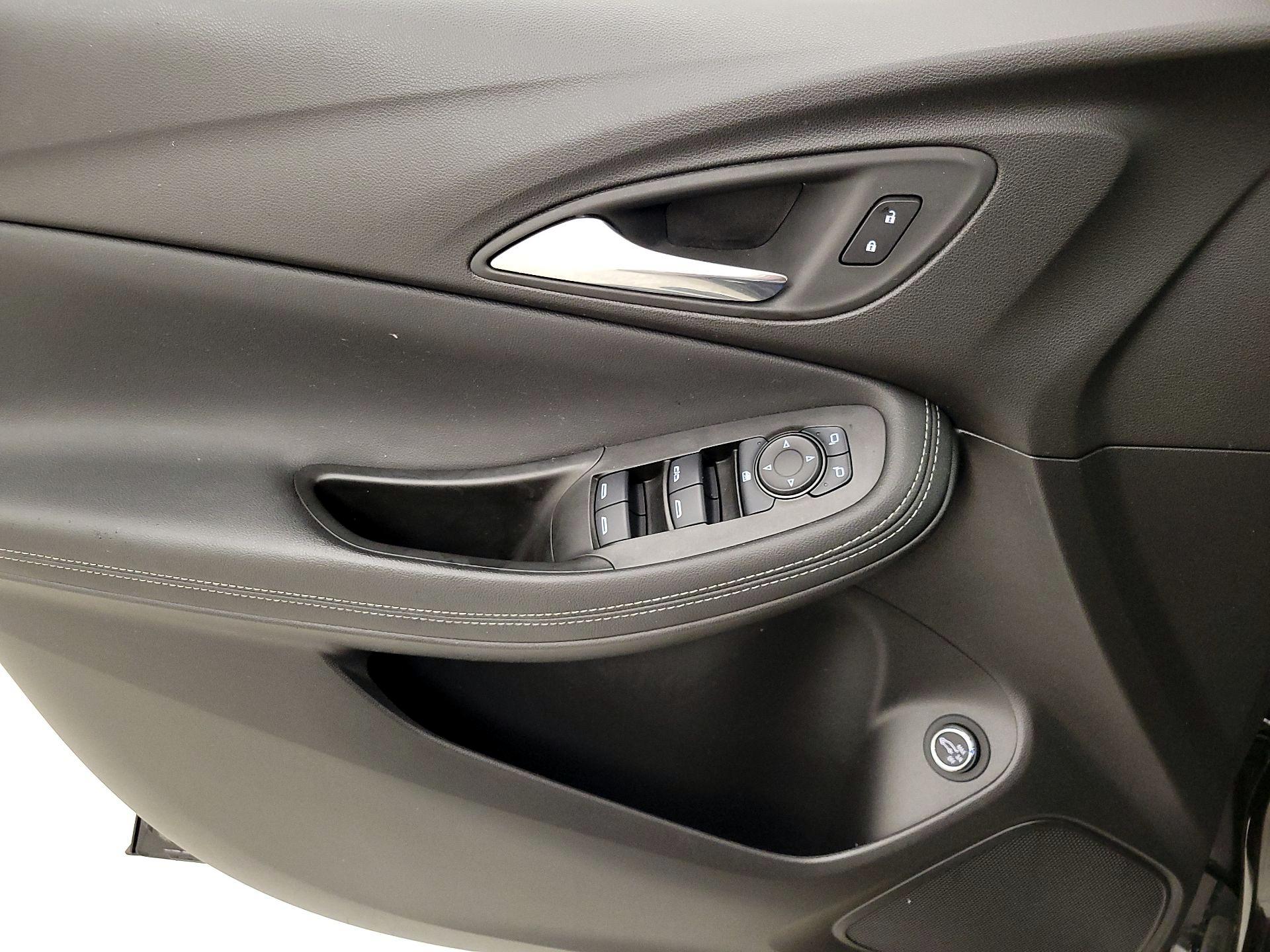 Thumbnail: 2022 Buick Encore GX - 12