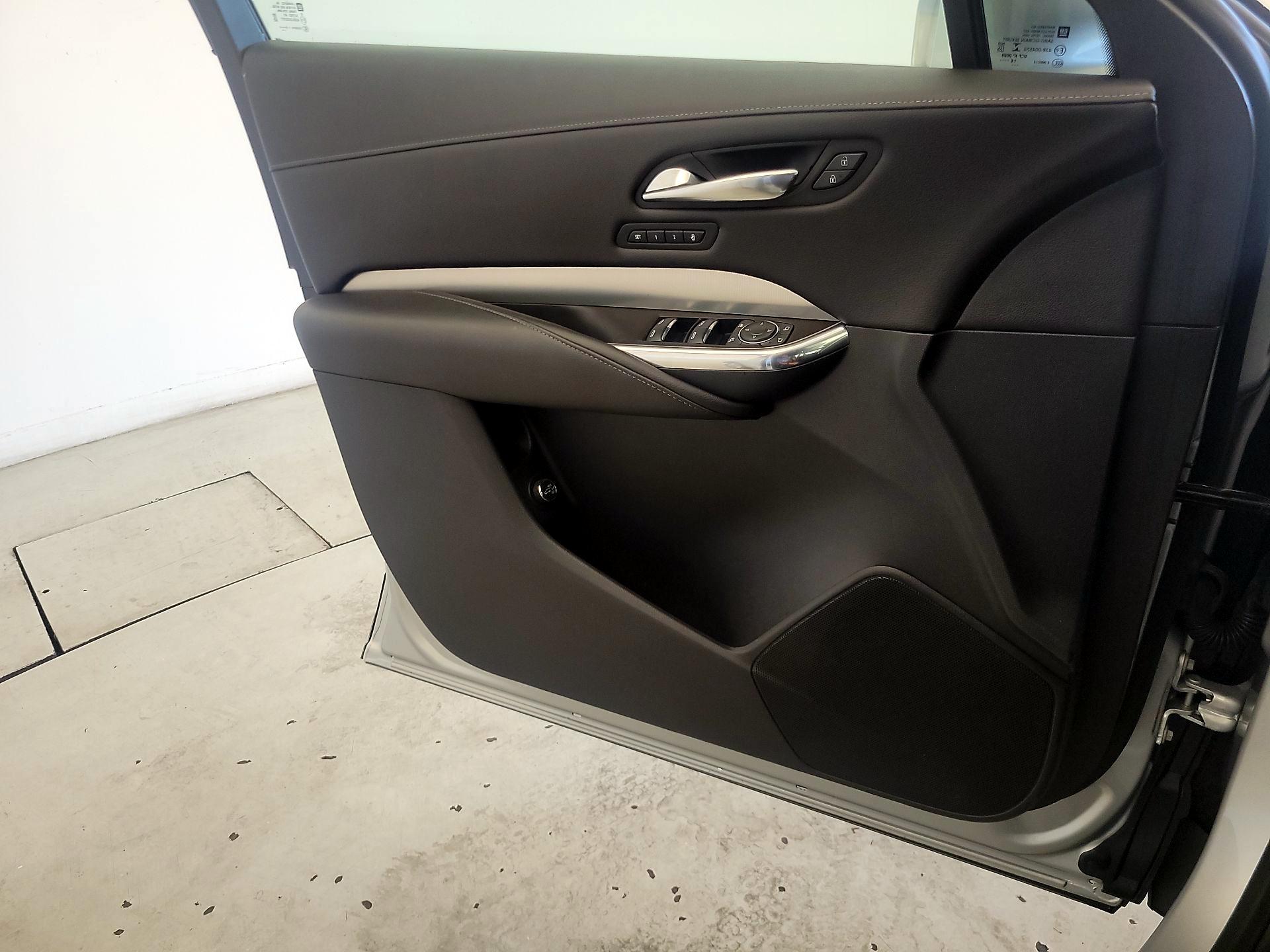 Thumbnail: 2019 Cadillac XT4 - 12