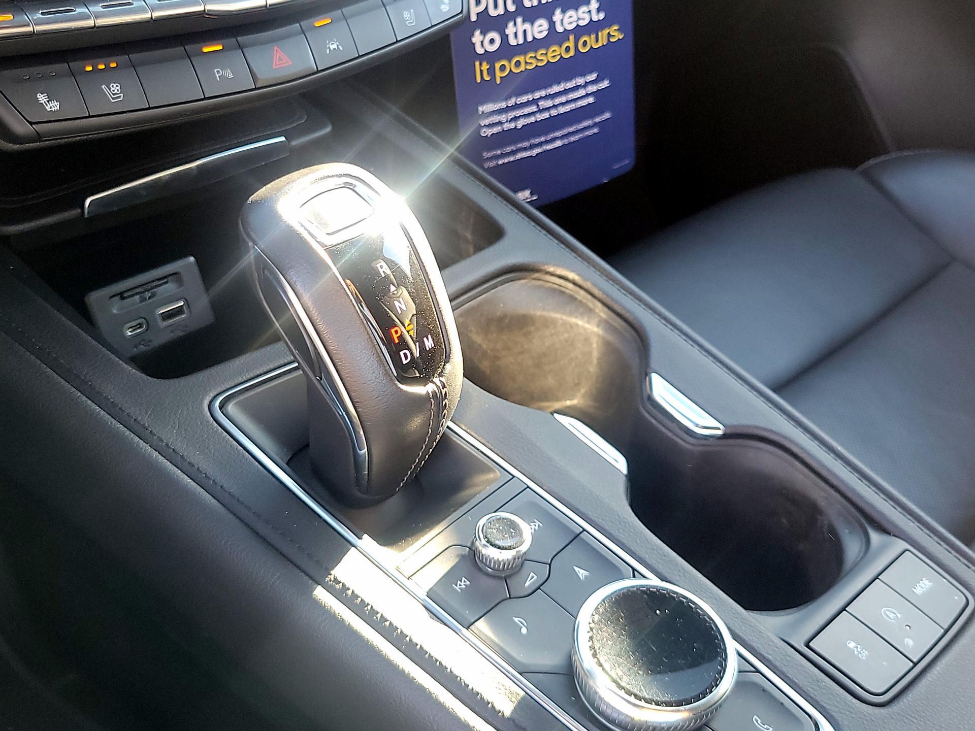 Thumbnail: 2019 Cadillac XT4 - 18