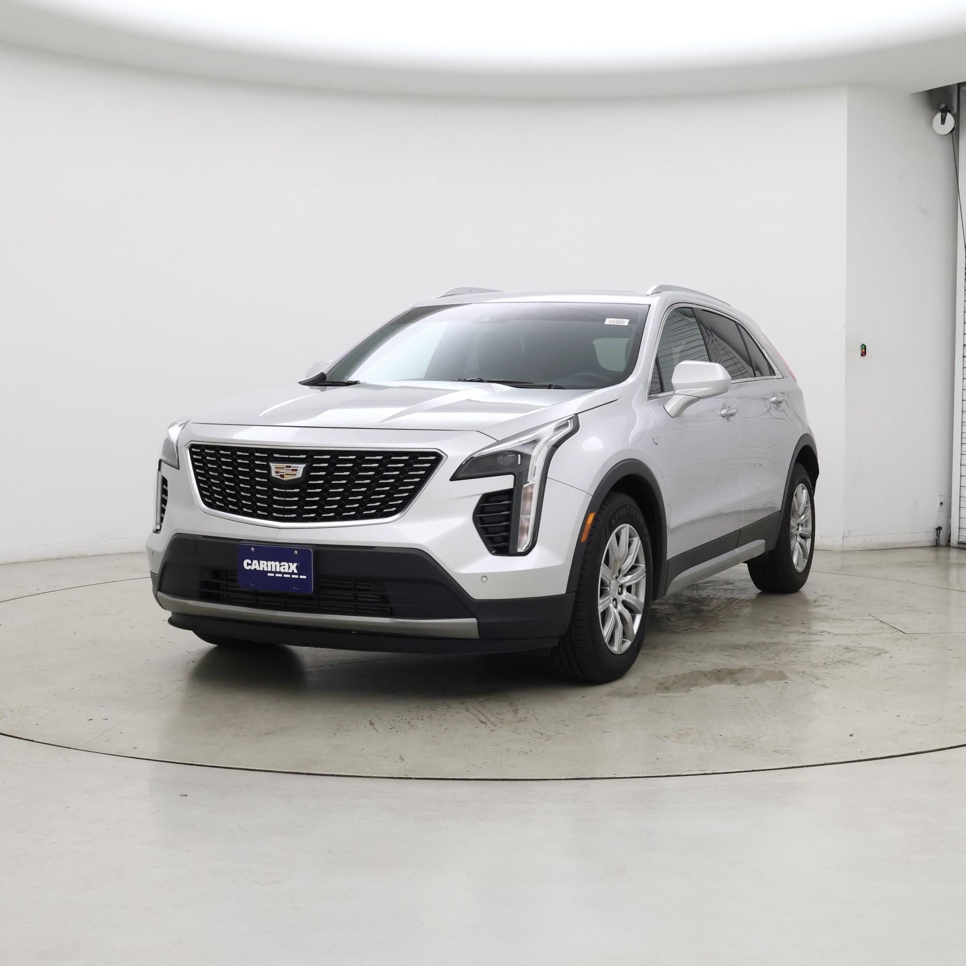 Thumbnail: 2019 Cadillac XT4 - 4