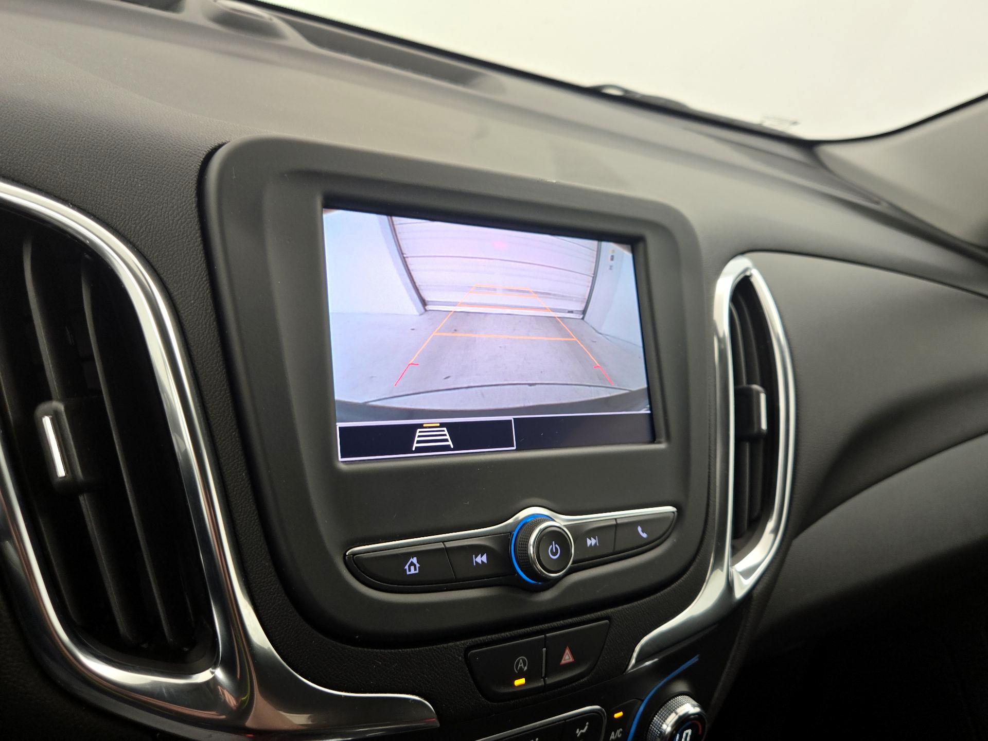 Thumbnail: 2022 Chevrolet Equinox - 14