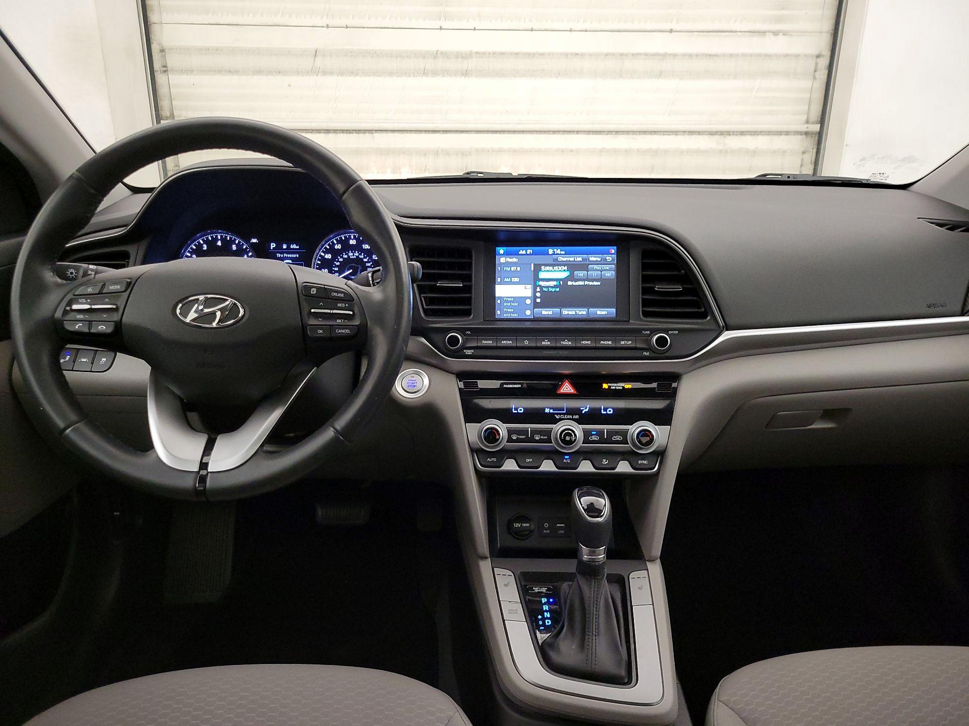 Thumbnail: 2020 Hyundai Elantra - 9