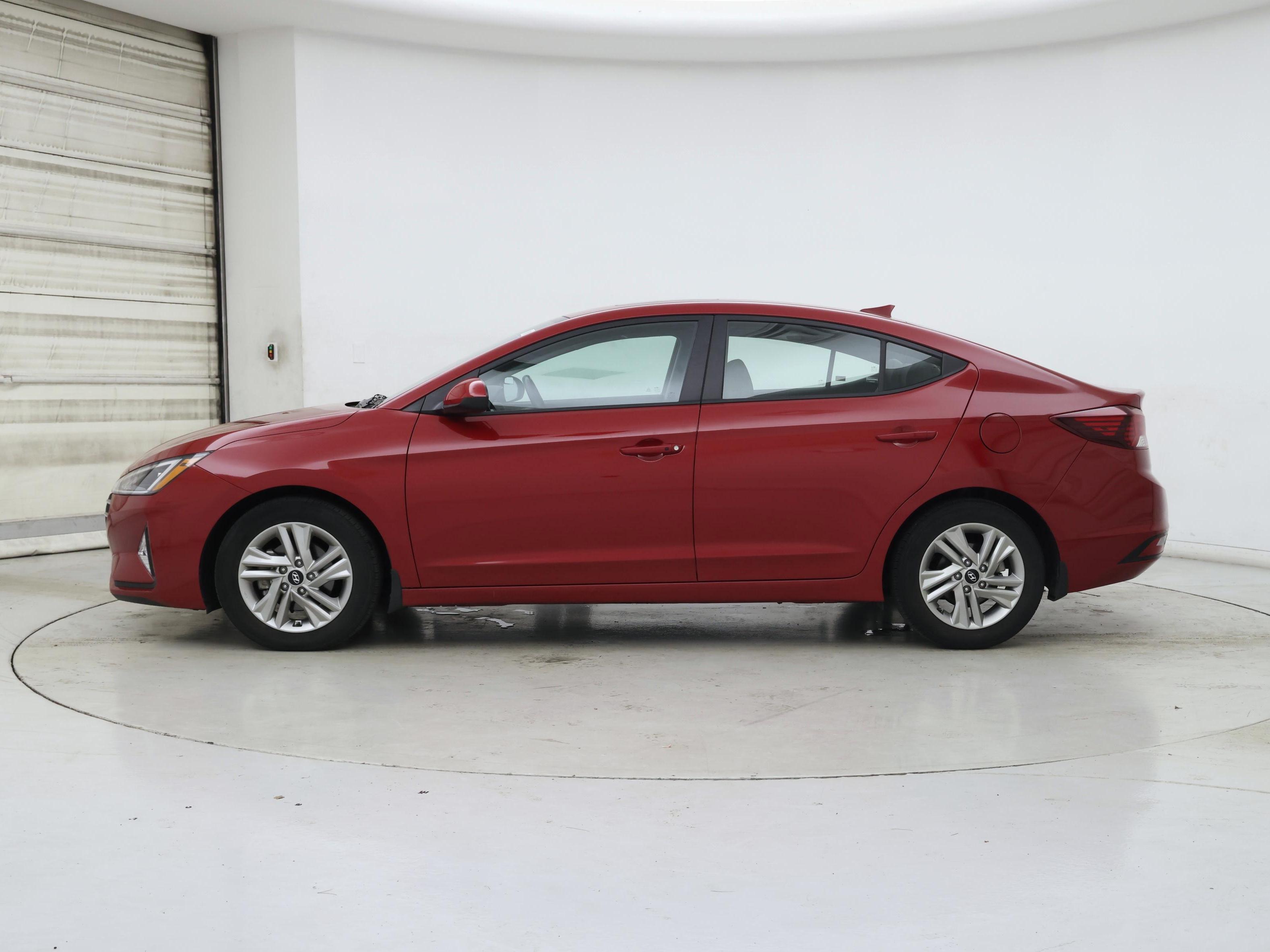 Thumbnail: 2020 Hyundai Elantra - 3