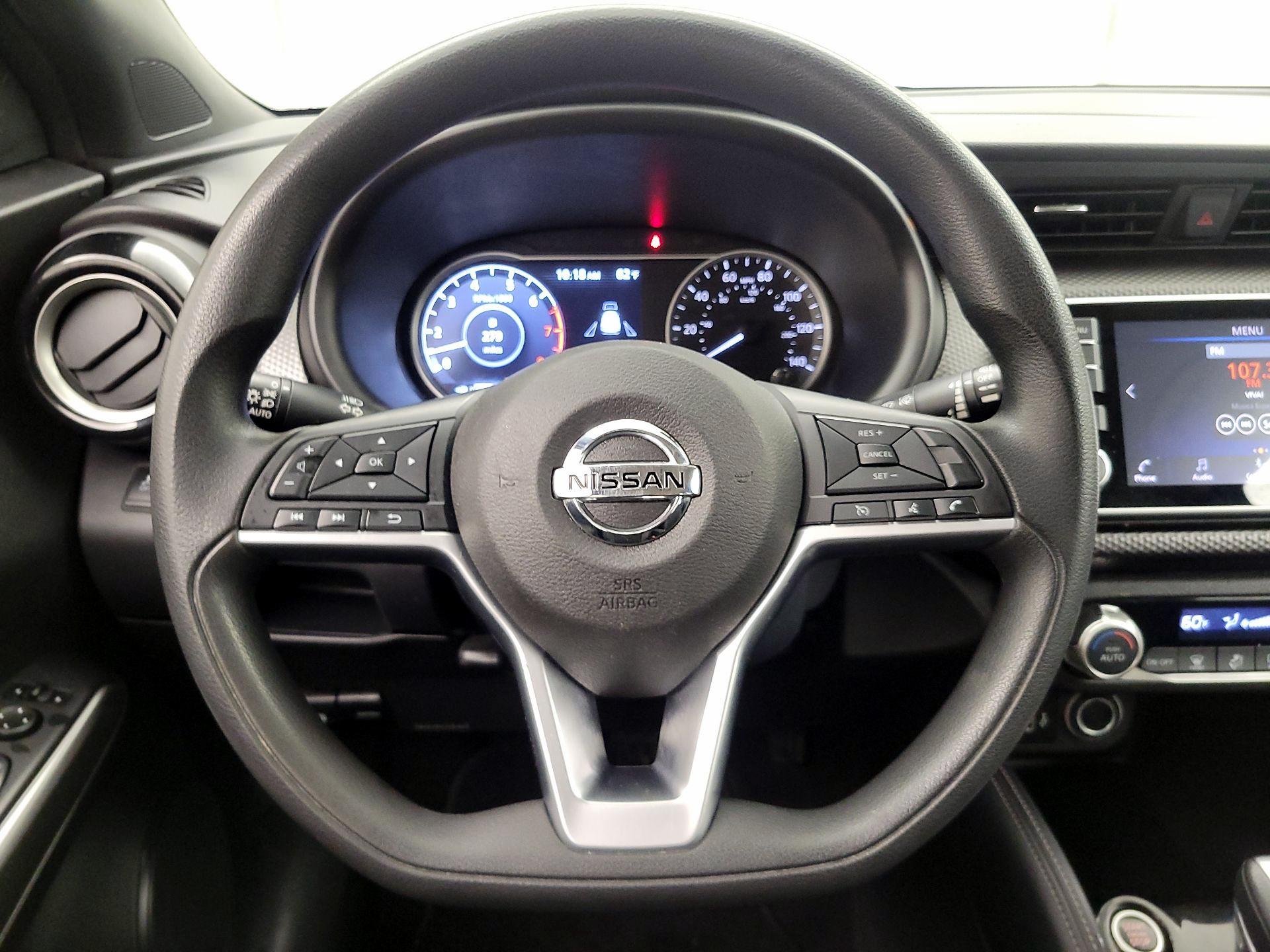 Thumbnail: 2019 Nissan Kicks - 10