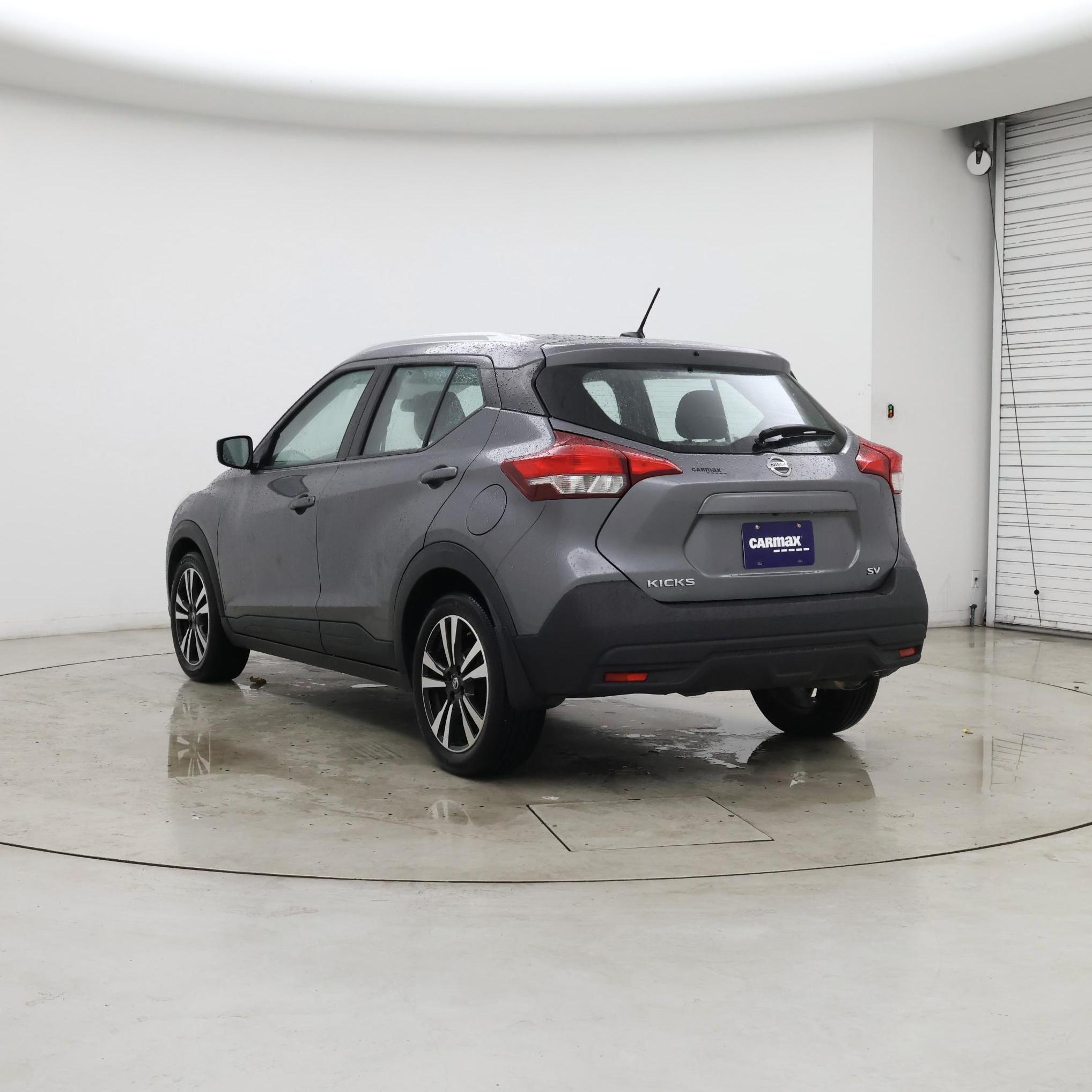 Thumbnail: 2019 Nissan Kicks - 2