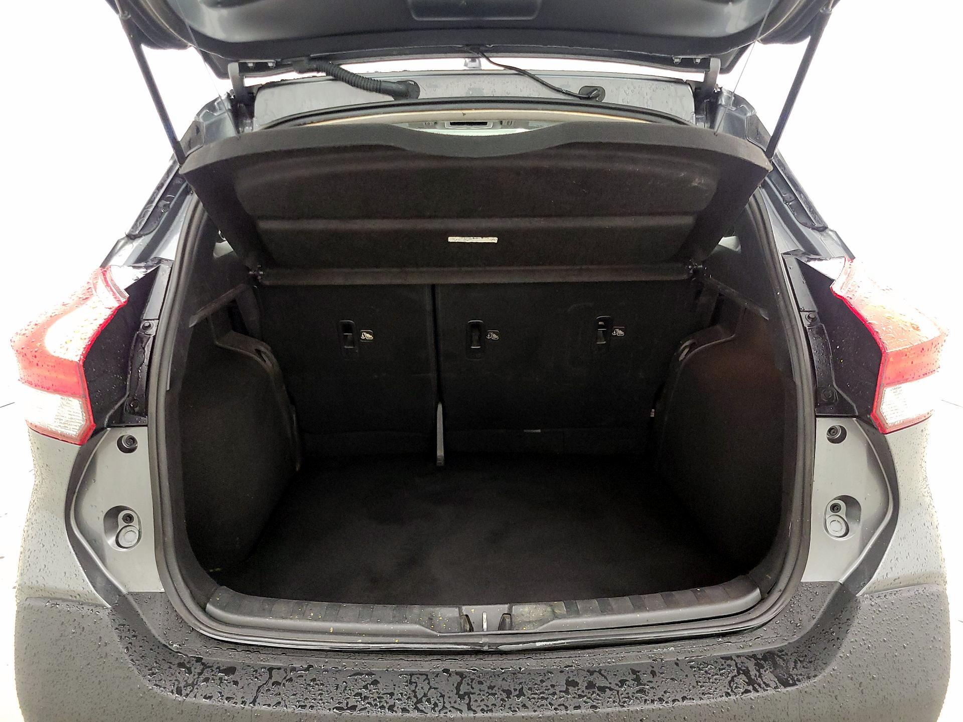 Thumbnail: 2019 Nissan Kicks - 20