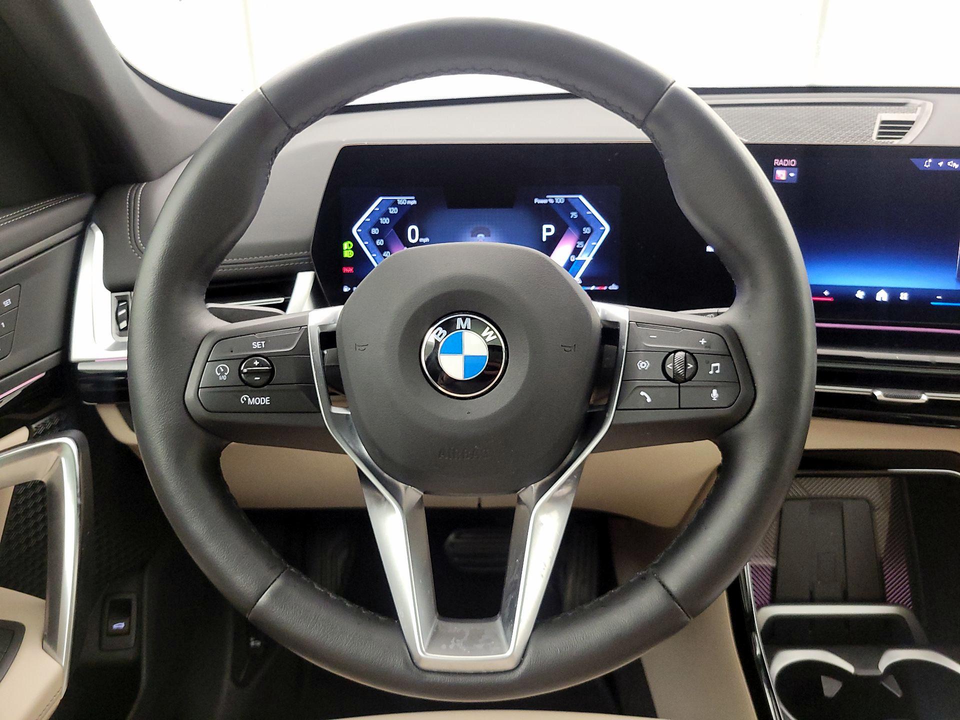 Thumbnail: 2025 BMW X1 - 10