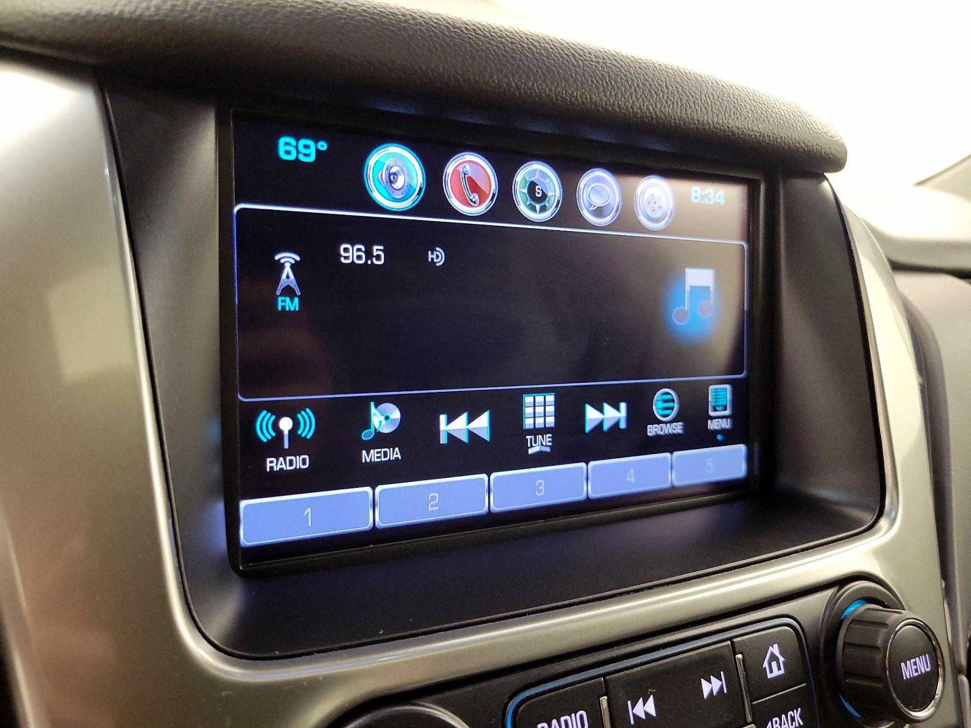 Thumbnail: 2020 Chevrolet Suburban - 16
