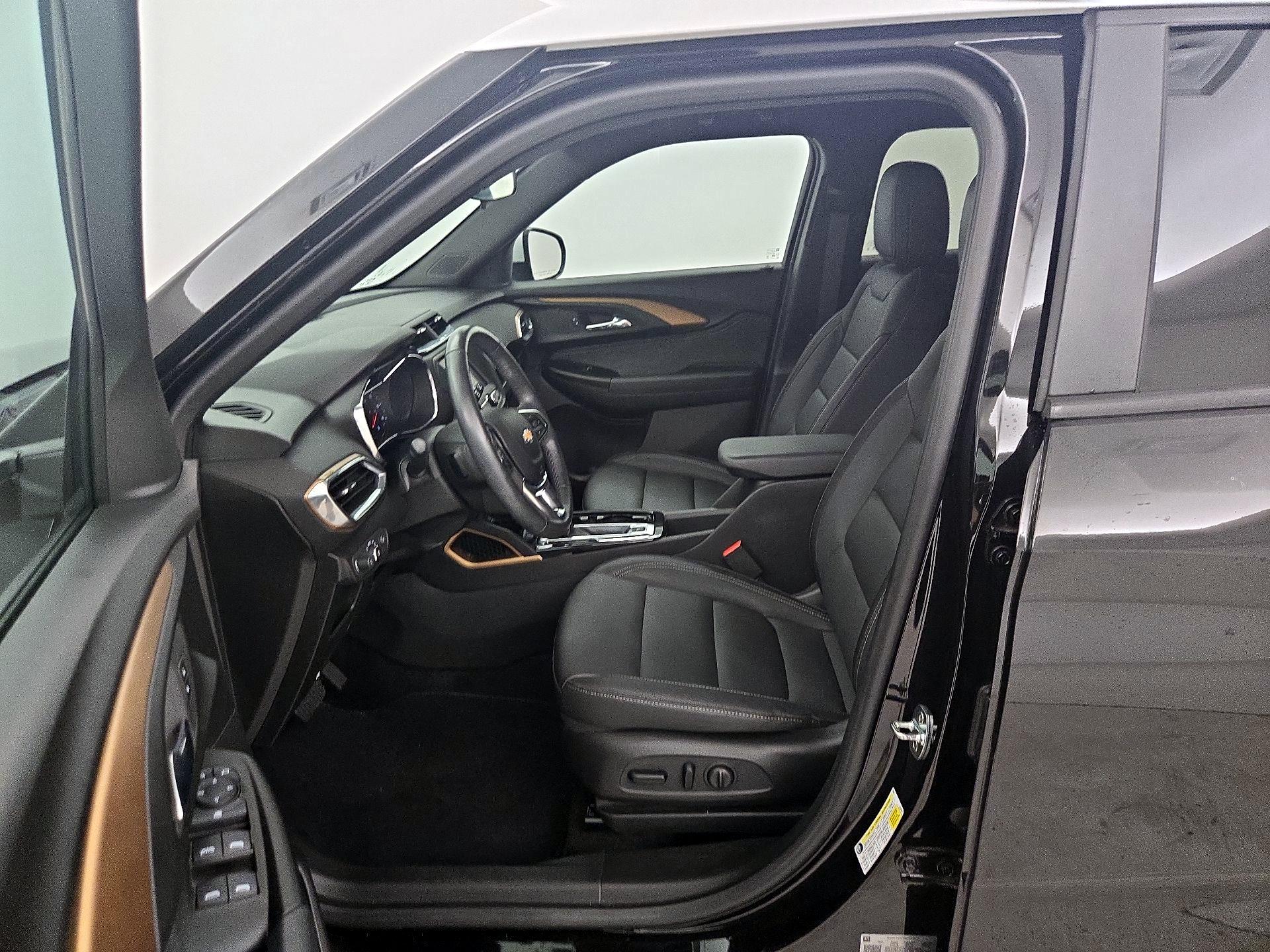 Thumbnail: 2023 Chevrolet TrailBlazer - 11
