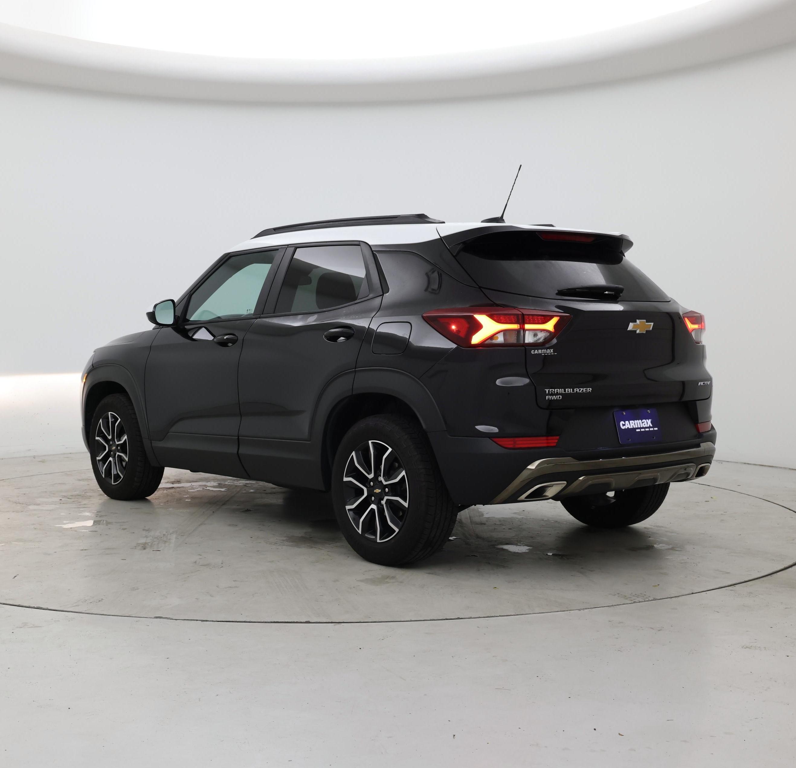 Thumbnail: 2023 Chevrolet TrailBlazer - 2