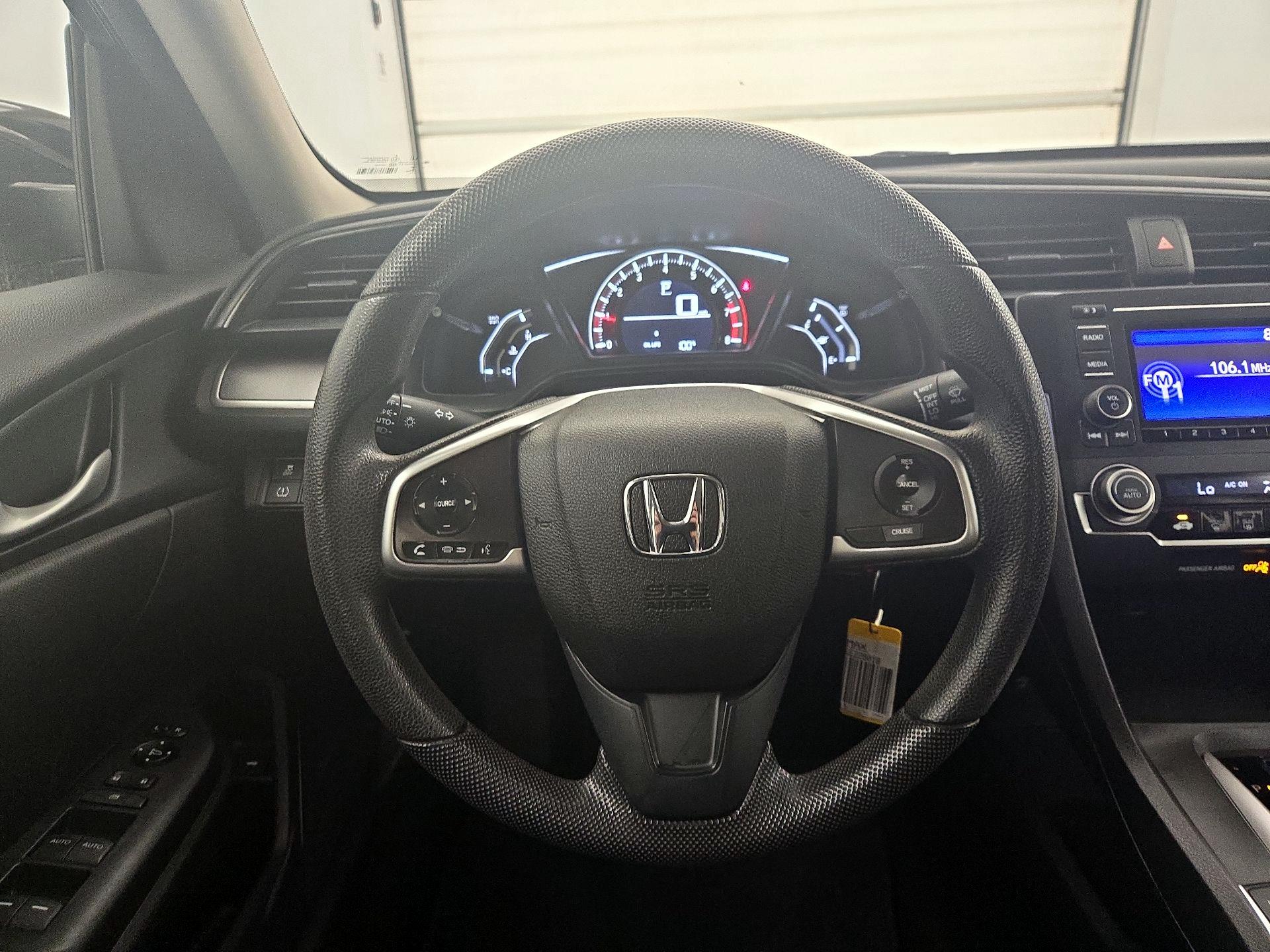 Thumbnail: 2016 Honda Civic - 10