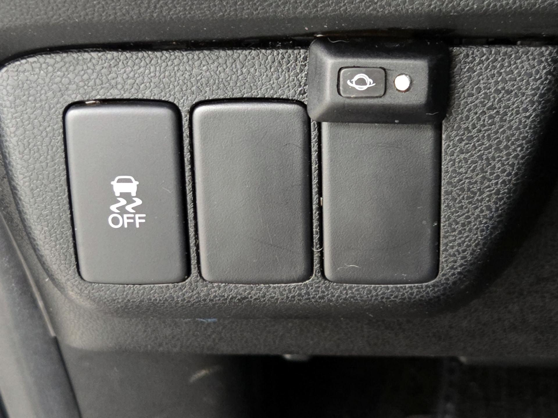 Thumbnail: 2013 Honda Fit - 13