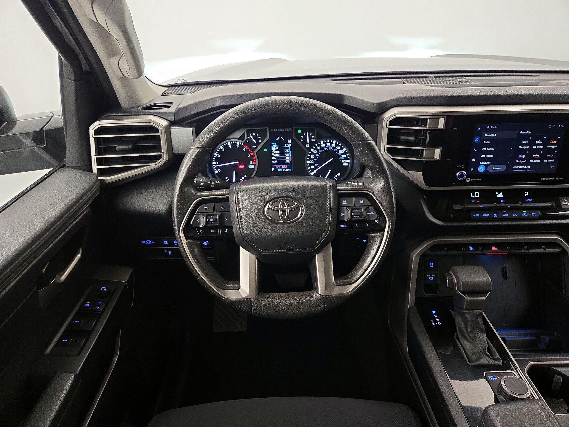 Thumbnail: 2022 Toyota Tundra - 10