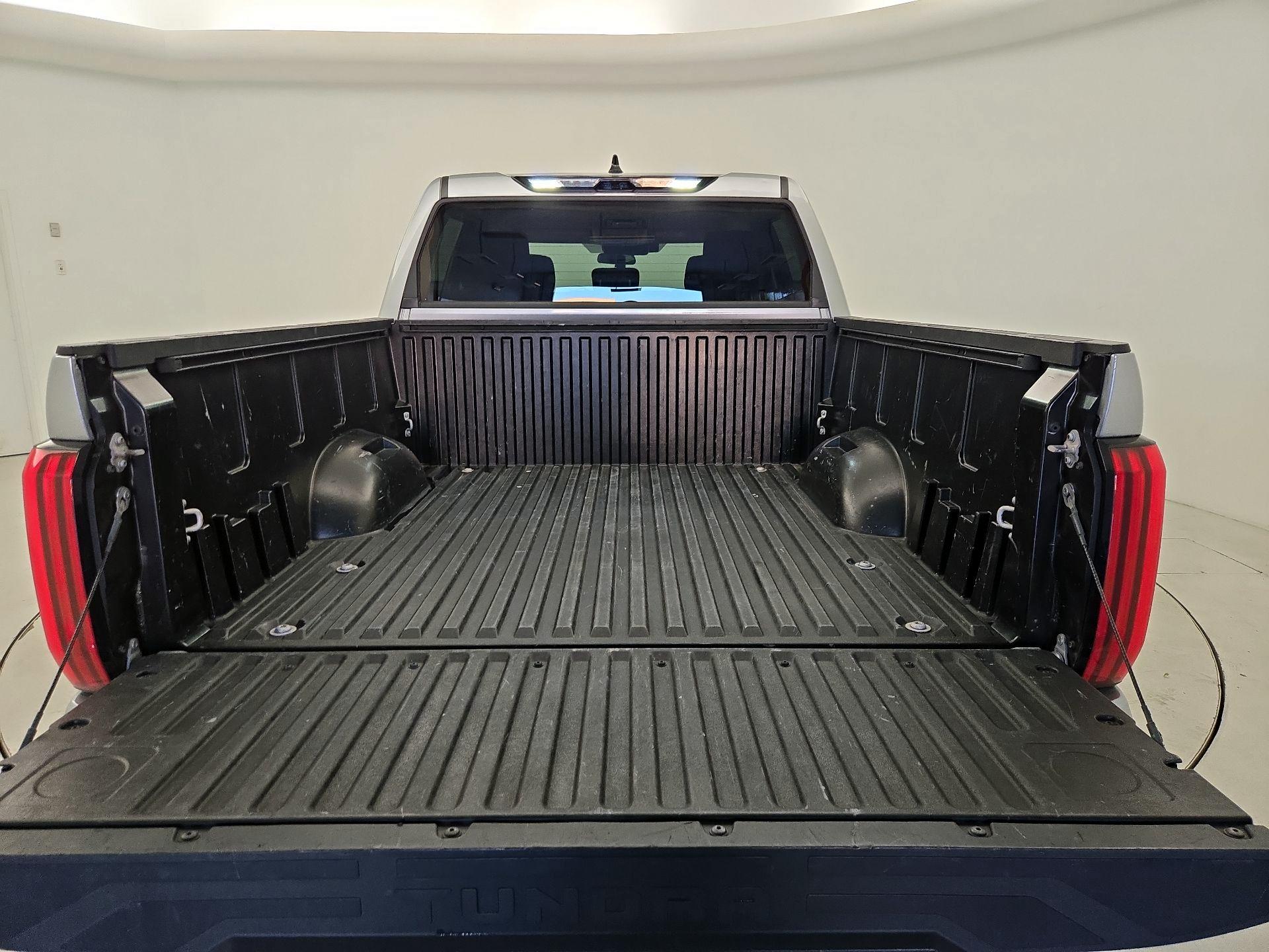 Thumbnail: 2022 Toyota Tundra - 20