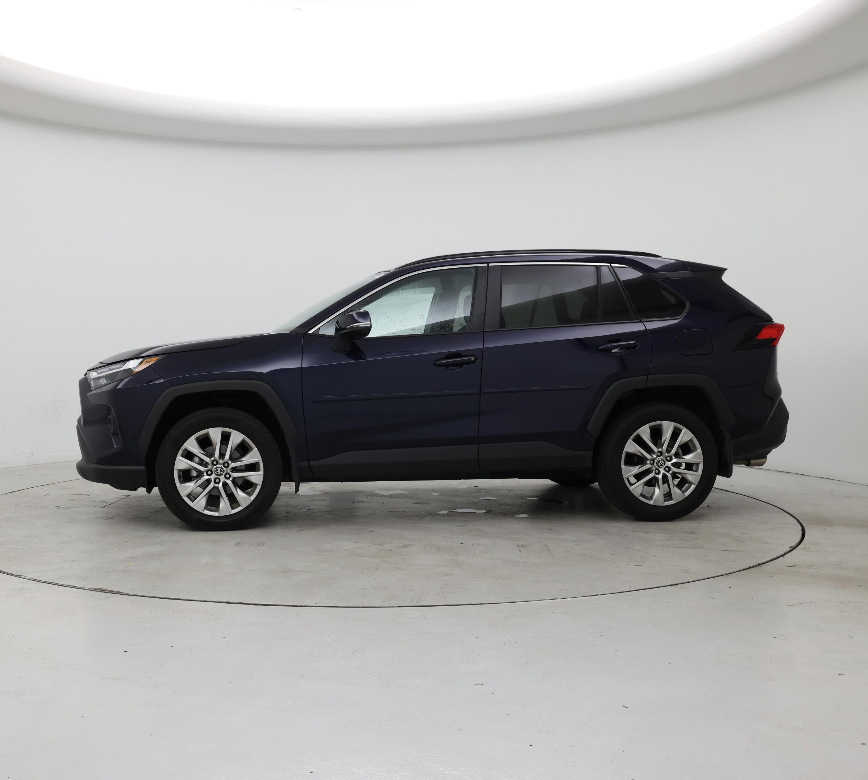 Thumbnail: 2025 Toyota RAV4 - 3