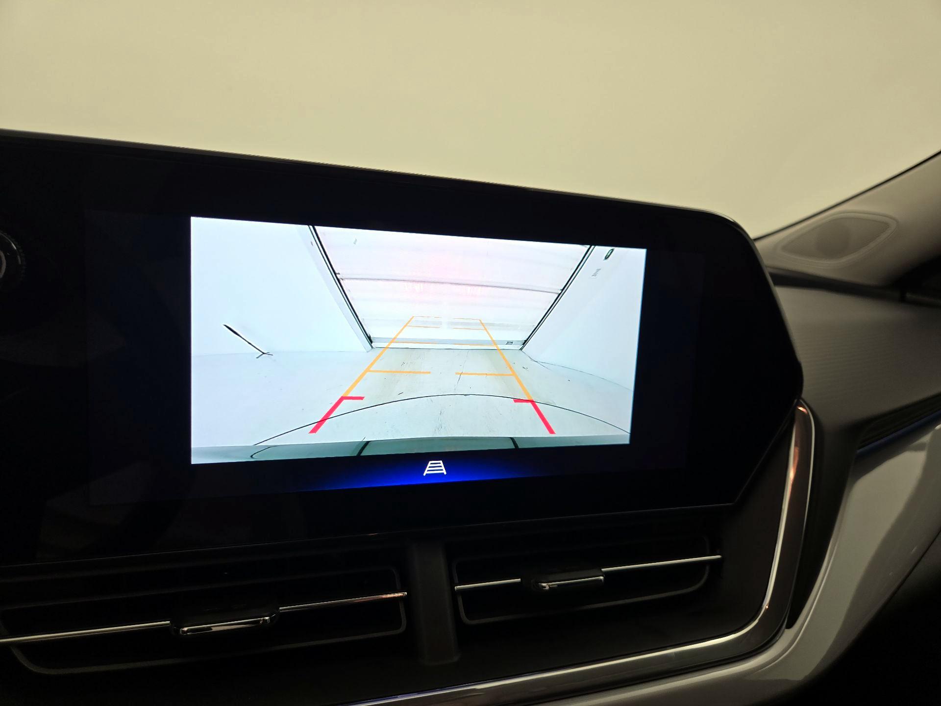 Thumbnail: 2024 Chevrolet Trax - 14