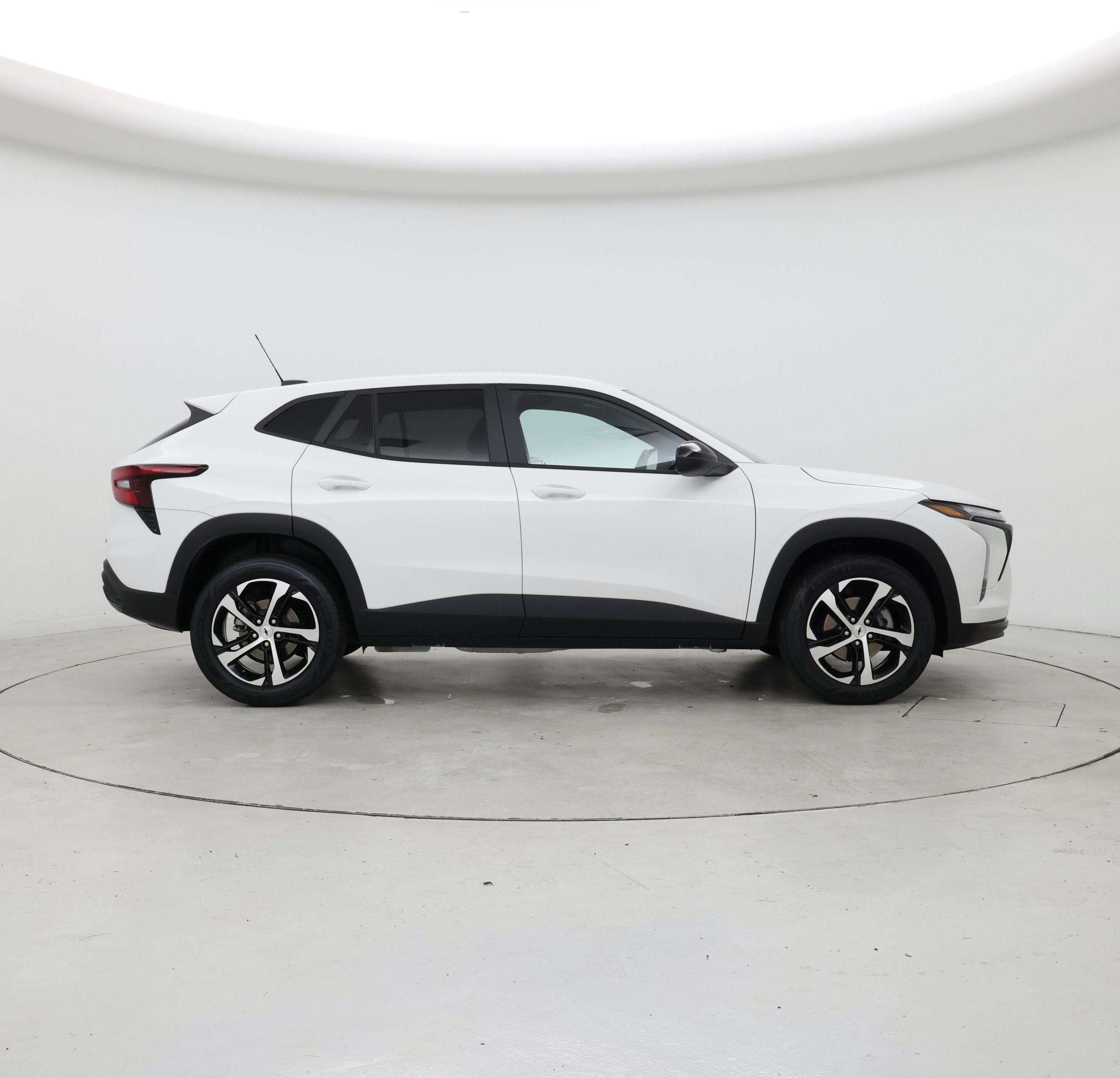 Thumbnail: 2024 Chevrolet Trax - 7