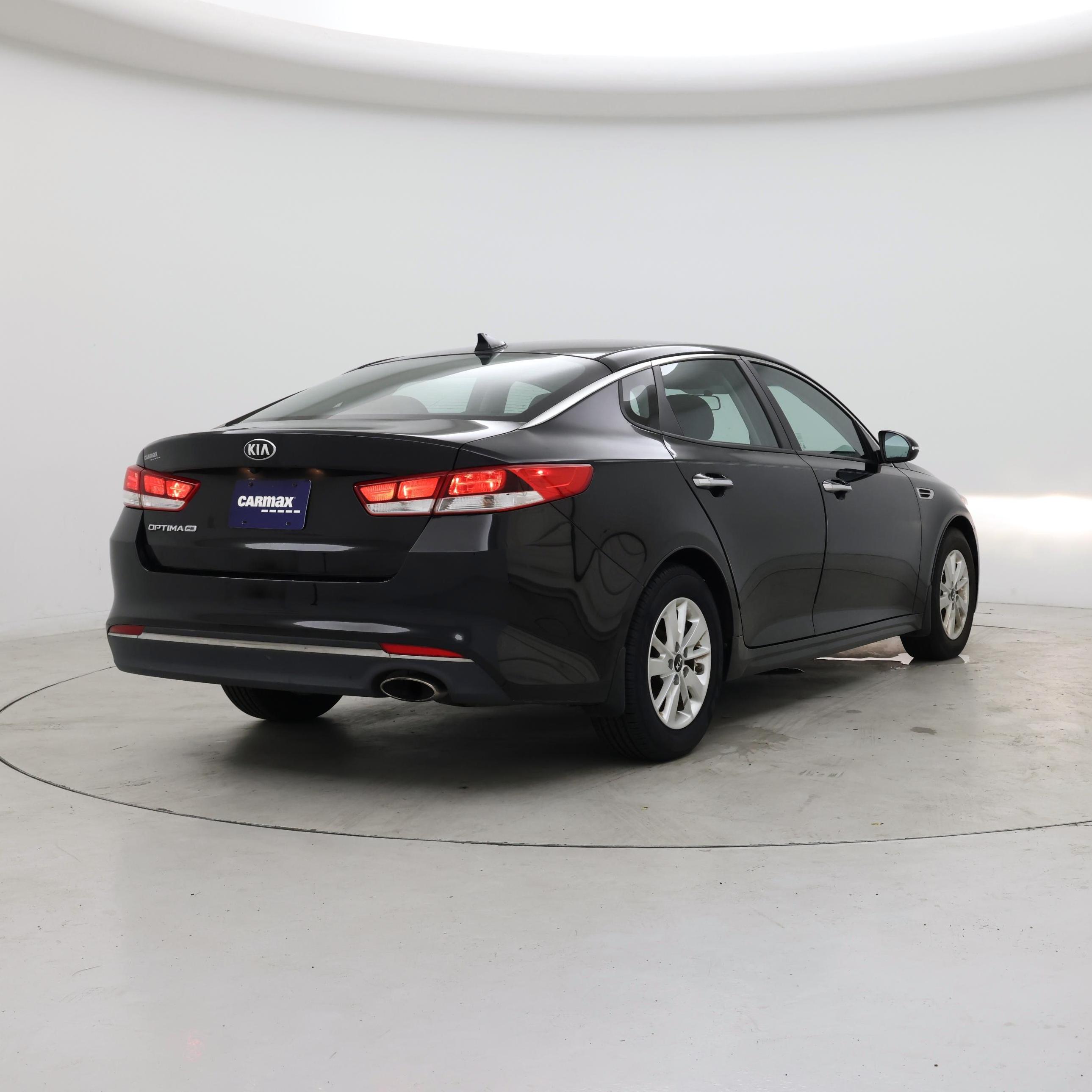 Thumbnail: 2016 Kia Optima - 8