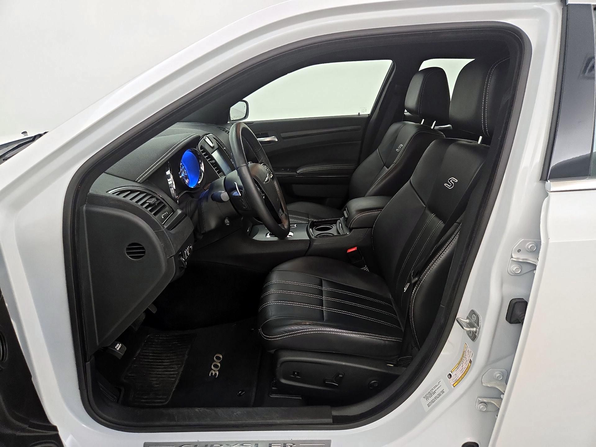 Thumbnail: 2014 Chrysler 300 - 11