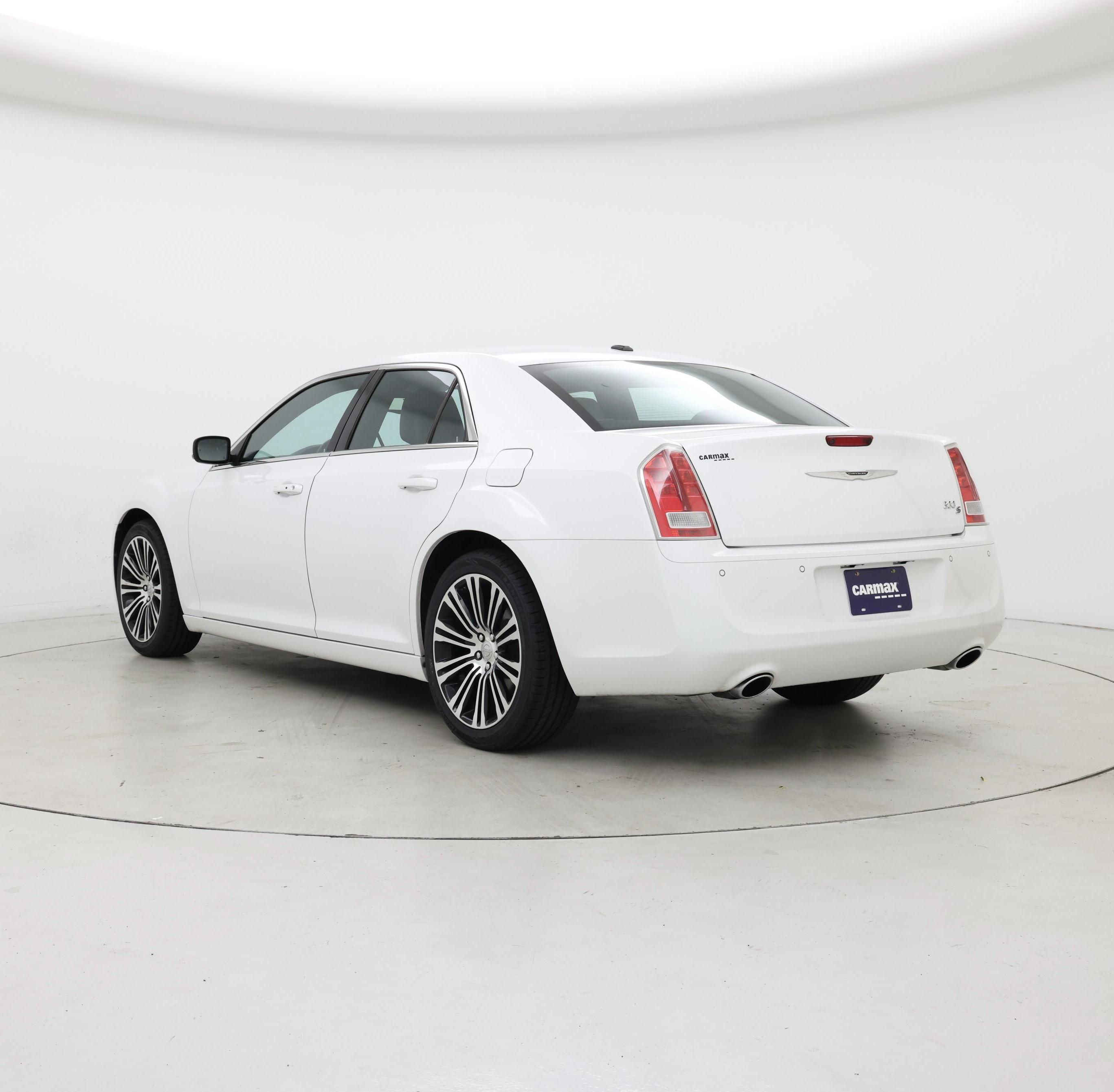 Thumbnail: 2014 Chrysler 300 - 2