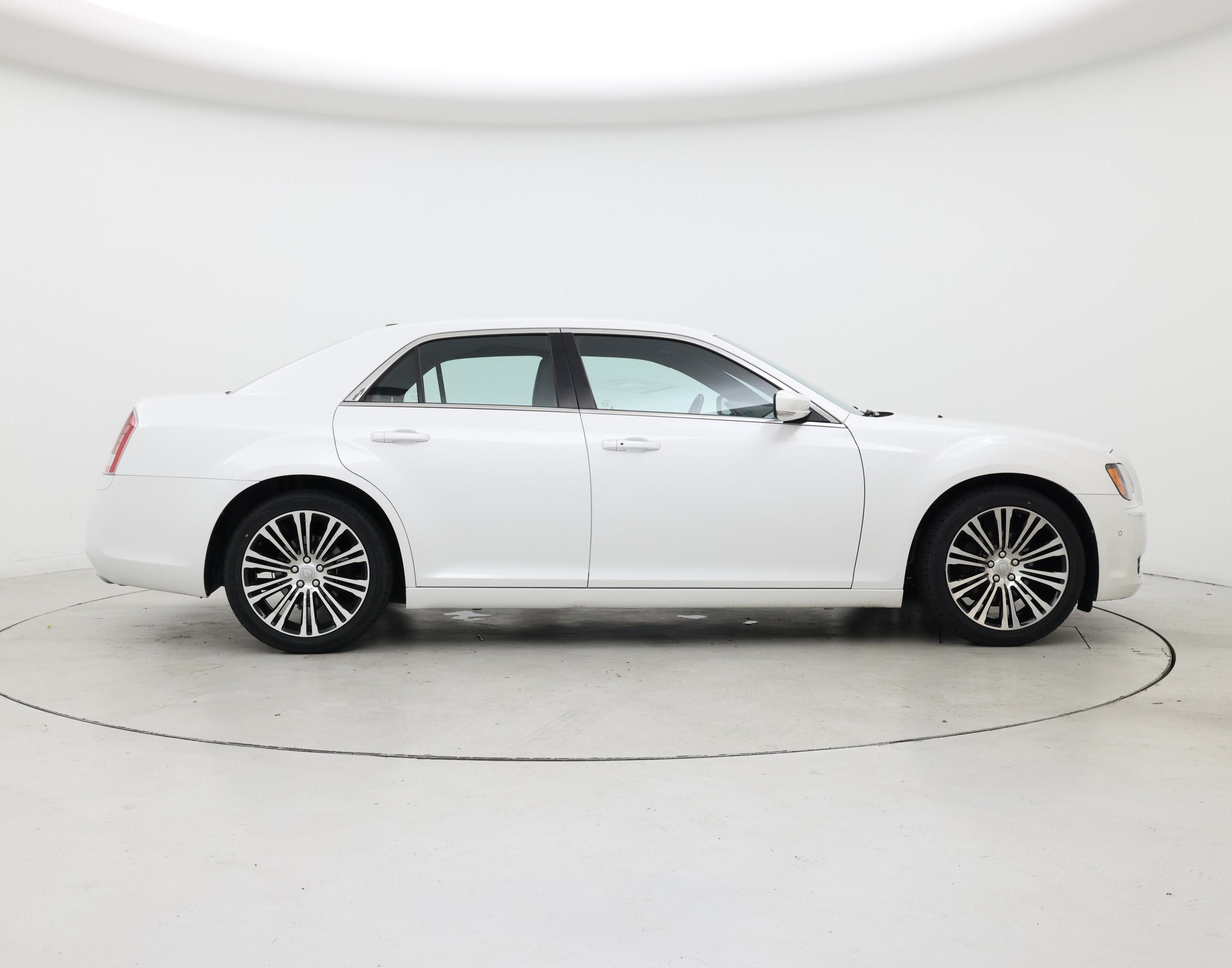 Thumbnail: 2014 Chrysler 300 - 7