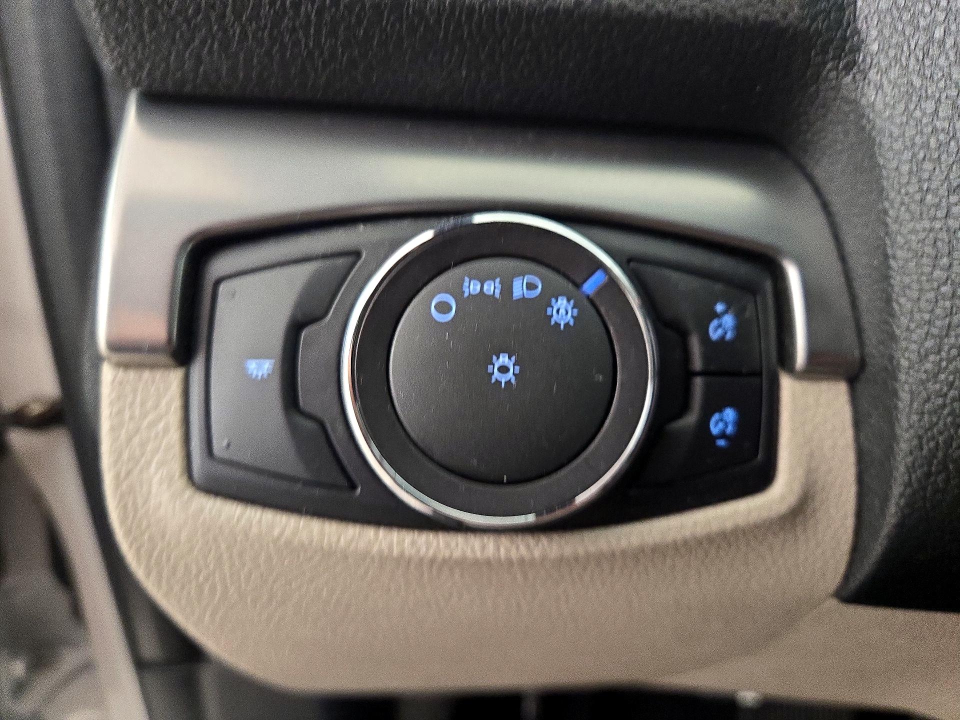 Thumbnail: 2018 Ford Explorer - 13
