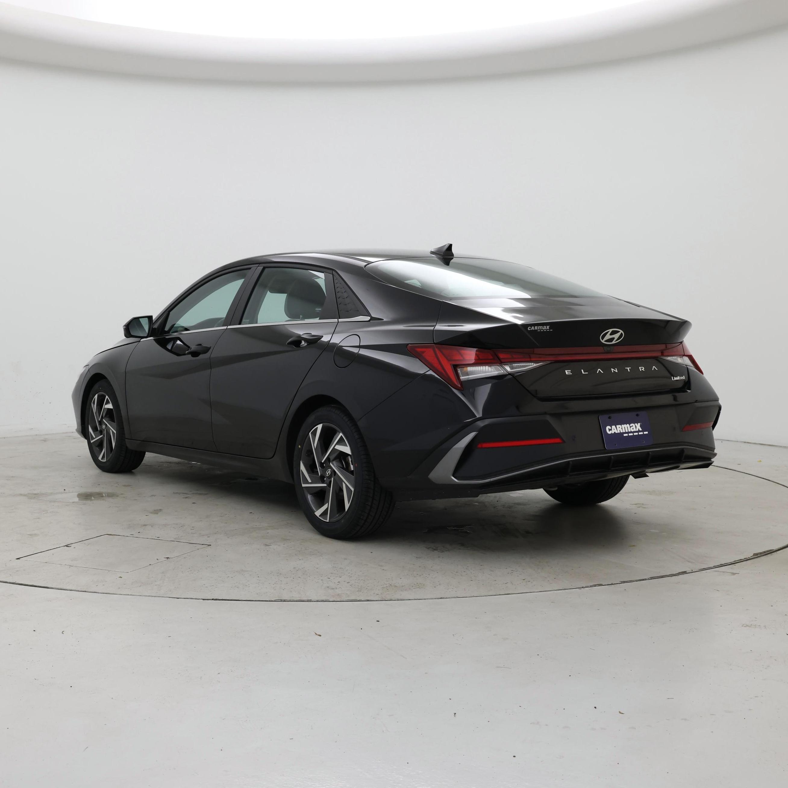 Thumbnail: 2024 Hyundai Elantra - 2