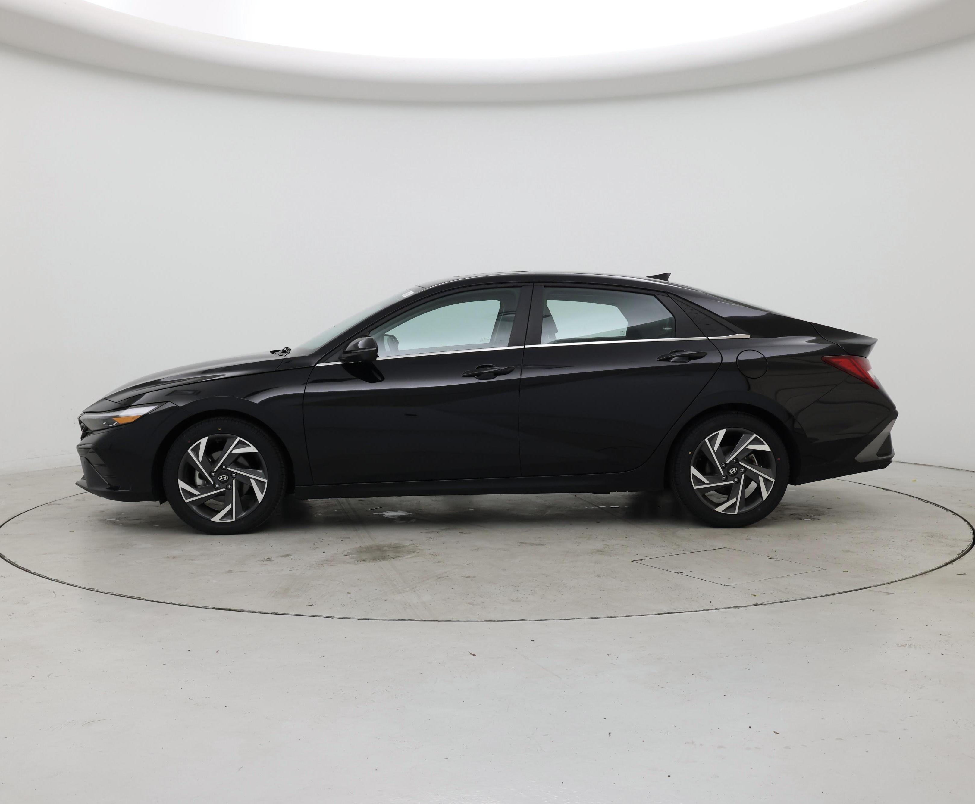 Thumbnail: 2024 Hyundai Elantra - 3