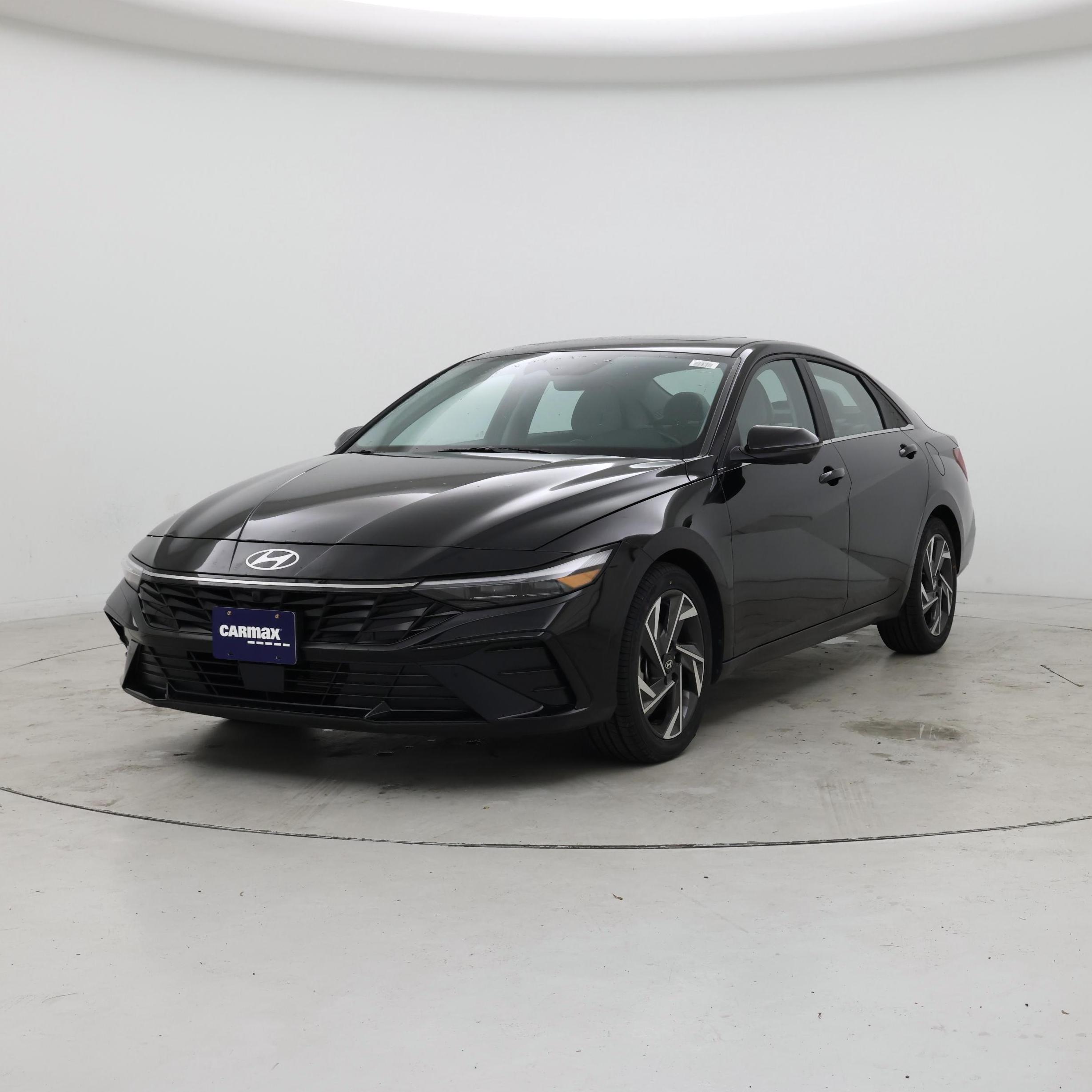 Thumbnail: 2024 Hyundai Elantra - 4