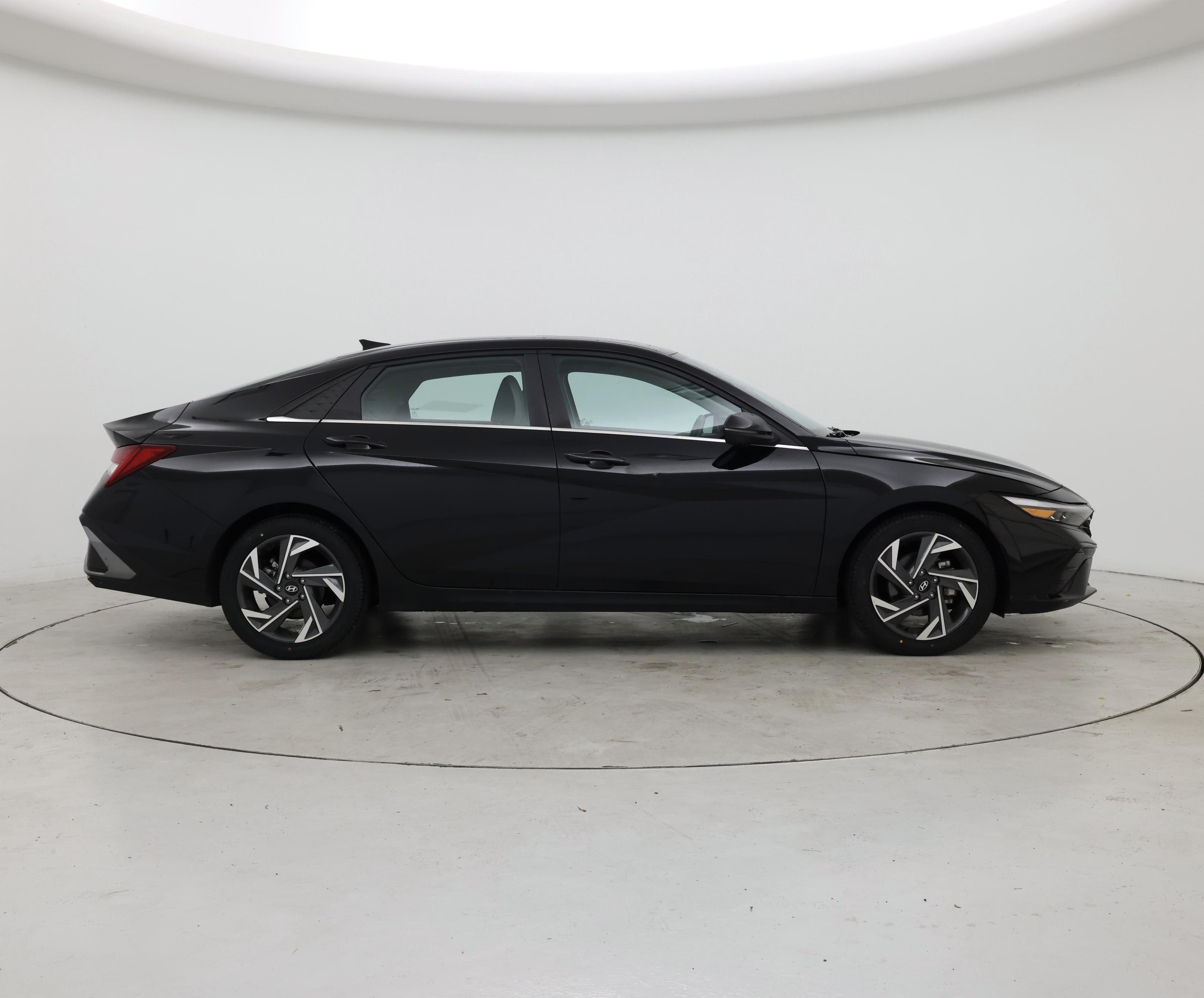 Thumbnail: 2024 Hyundai Elantra - 7