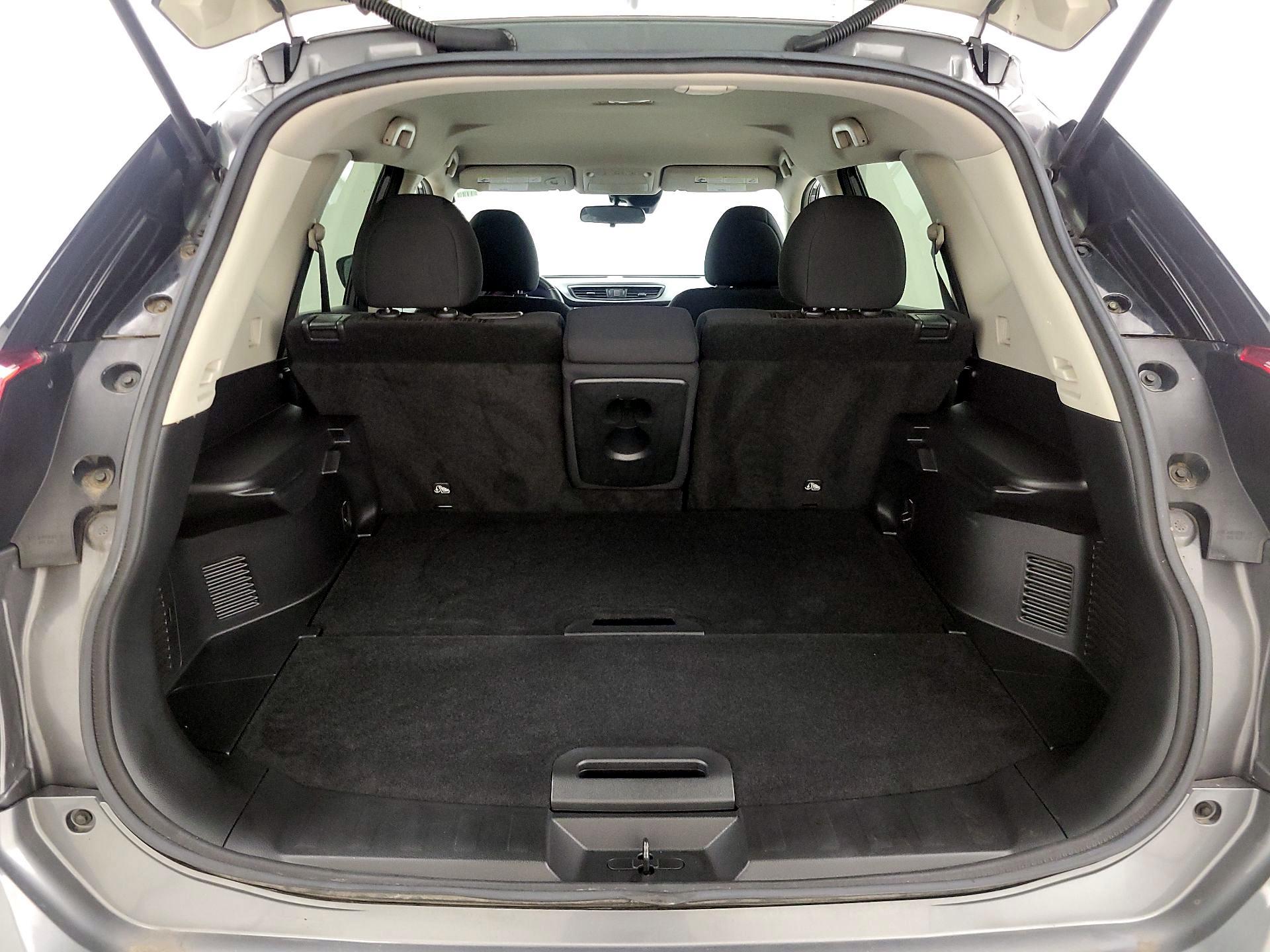 Thumbnail: 2019 Nissan Rogue - 20