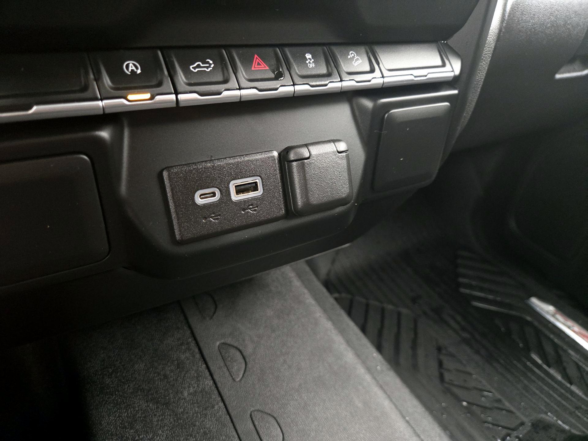 Thumbnail: 2022 Chevrolet Silverado 1500 - 18