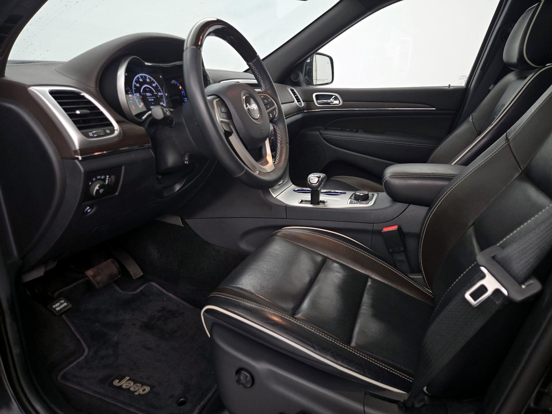 Thumbnail: 2014 Jeep Grand Cherokee - 11