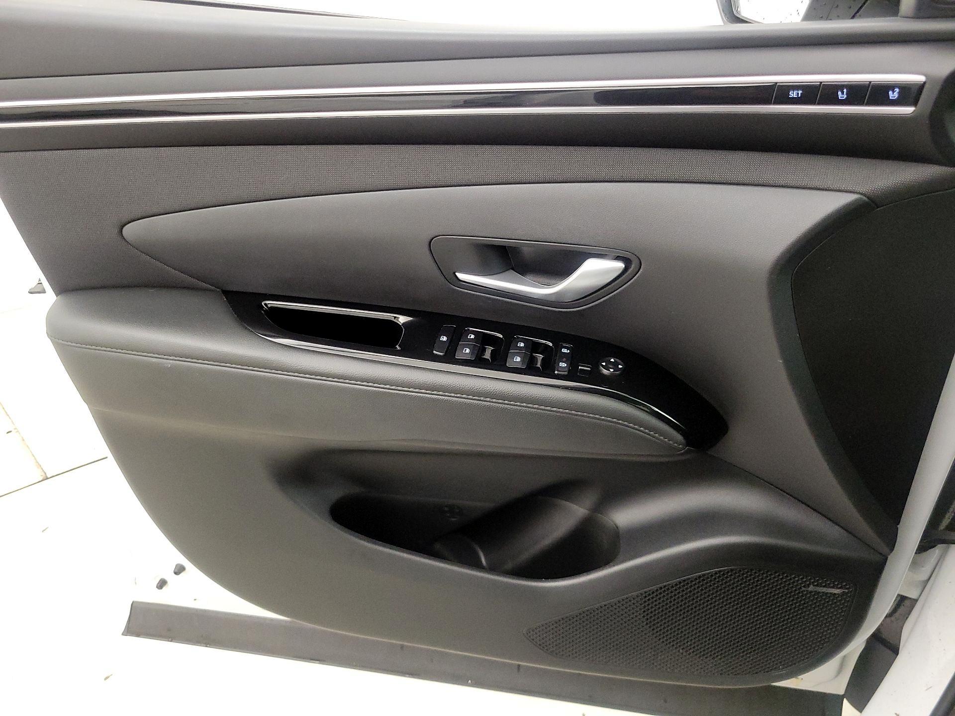 Thumbnail: 2022 Hyundai Tucson - 12