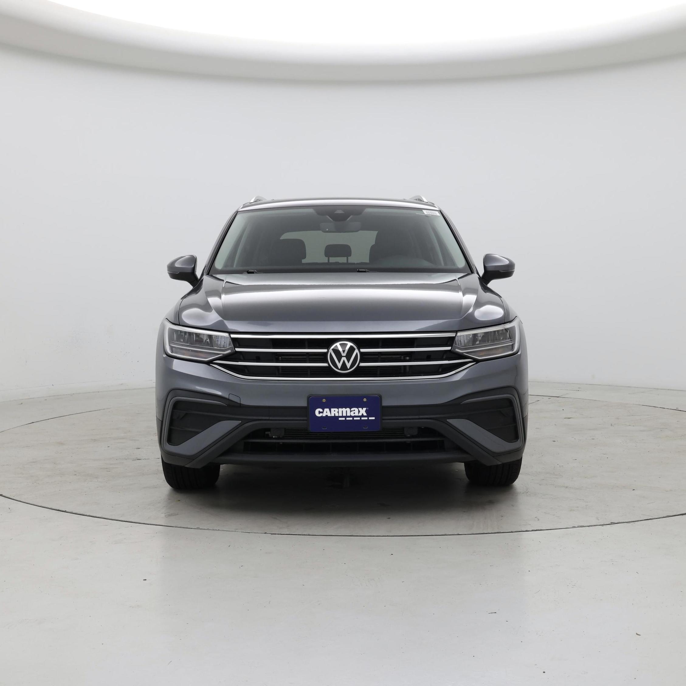 Thumbnail: 2023 Volkswagen Tiguan - 5