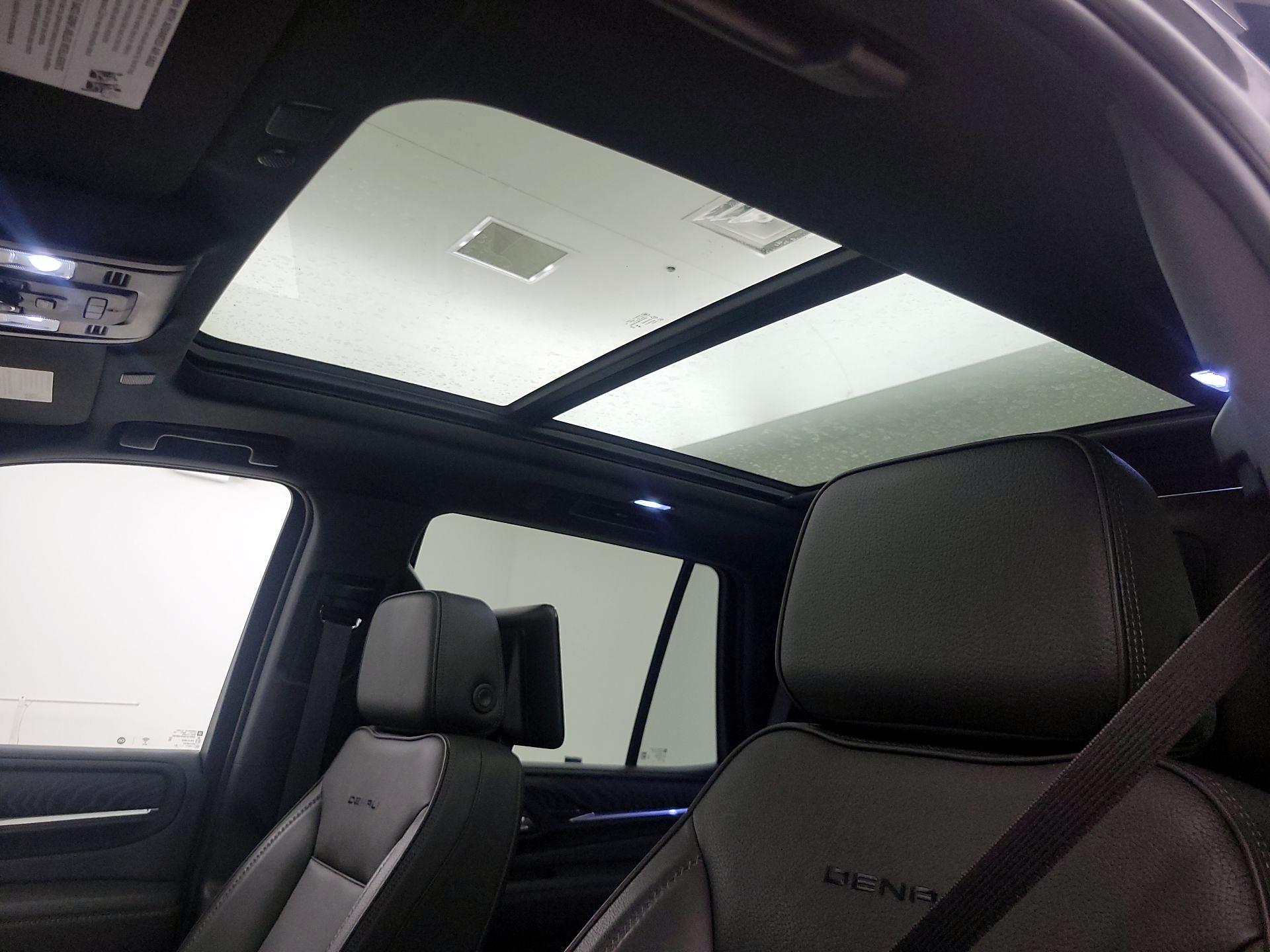 Thumbnail: 2023 GMC Yukon - 20