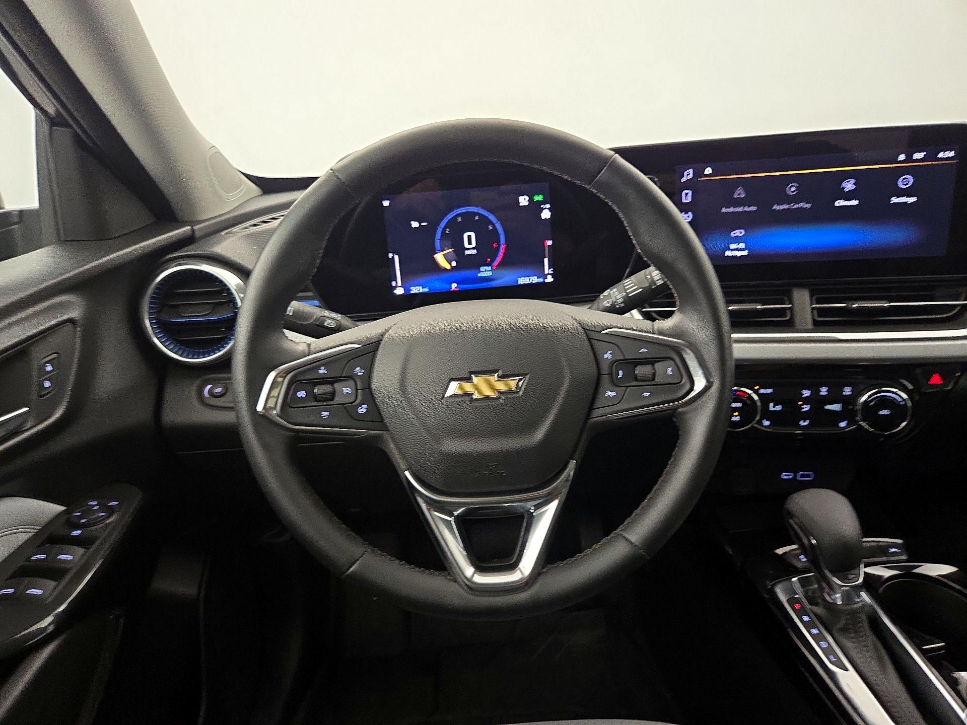Thumbnail: 2024 Chevrolet Trax - 10