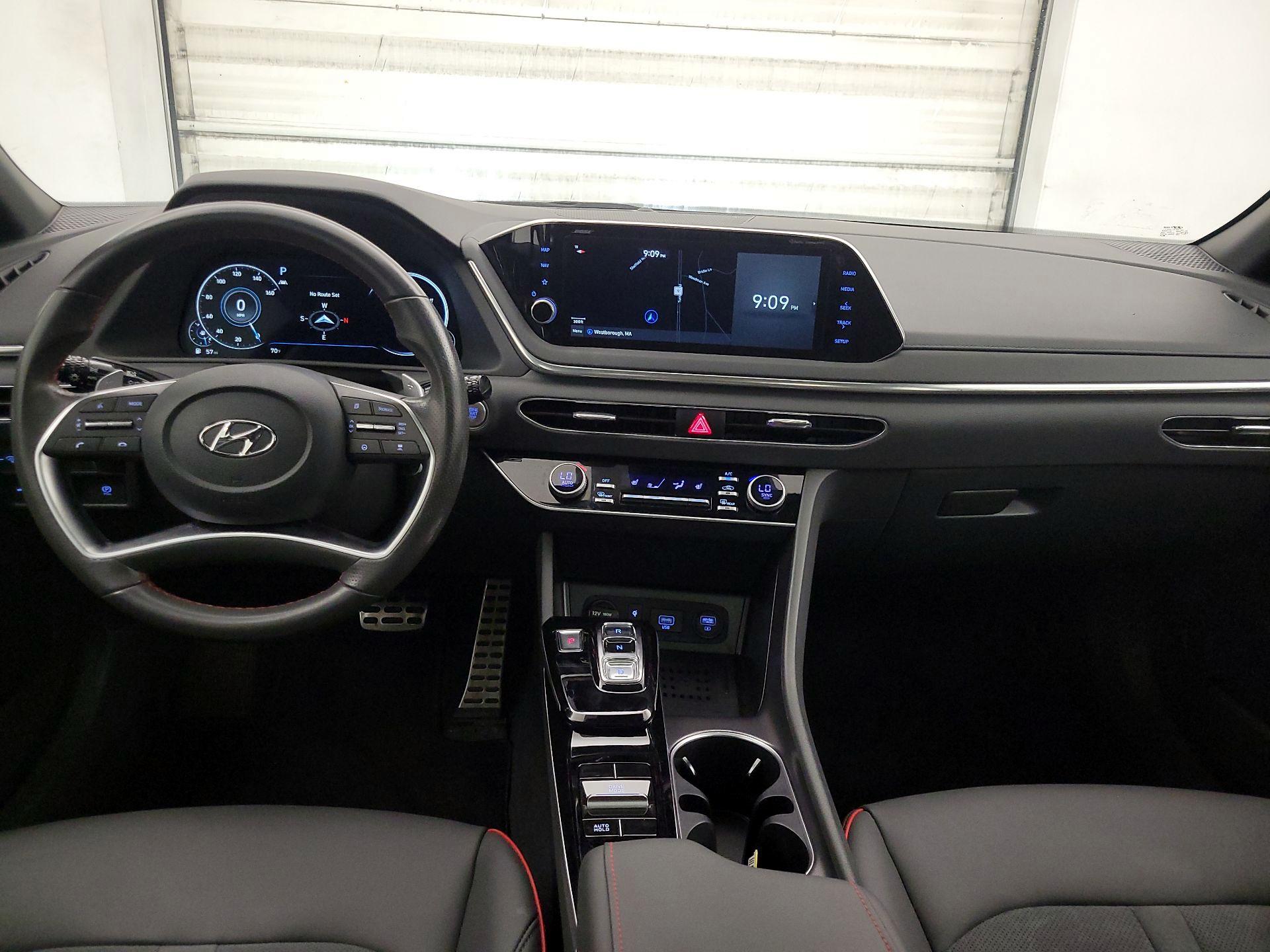 Thumbnail: 2022 Hyundai Sonata - 9
